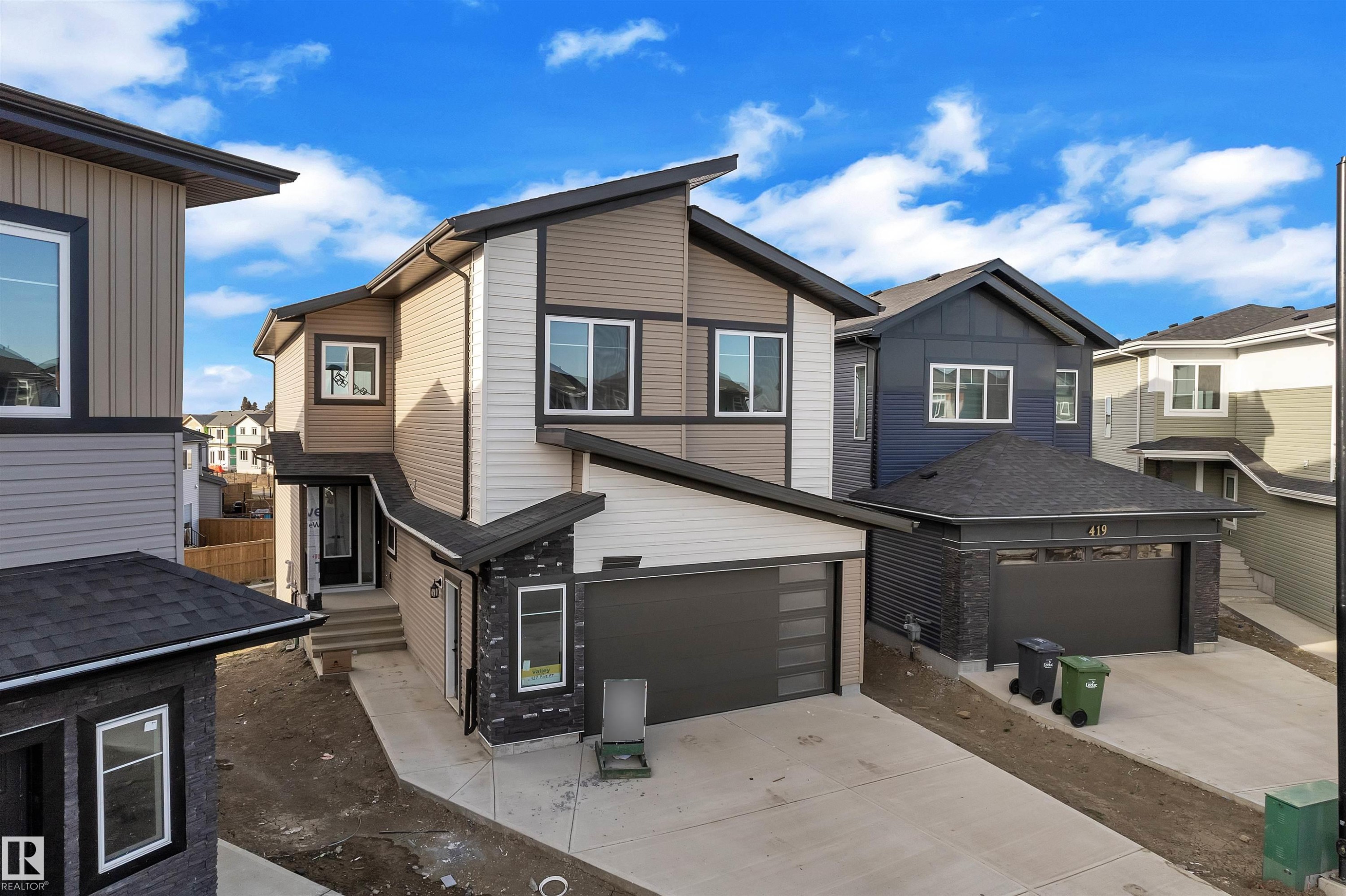 417 Pine Point(E), Leduc, AB - Outdoor With Exterior