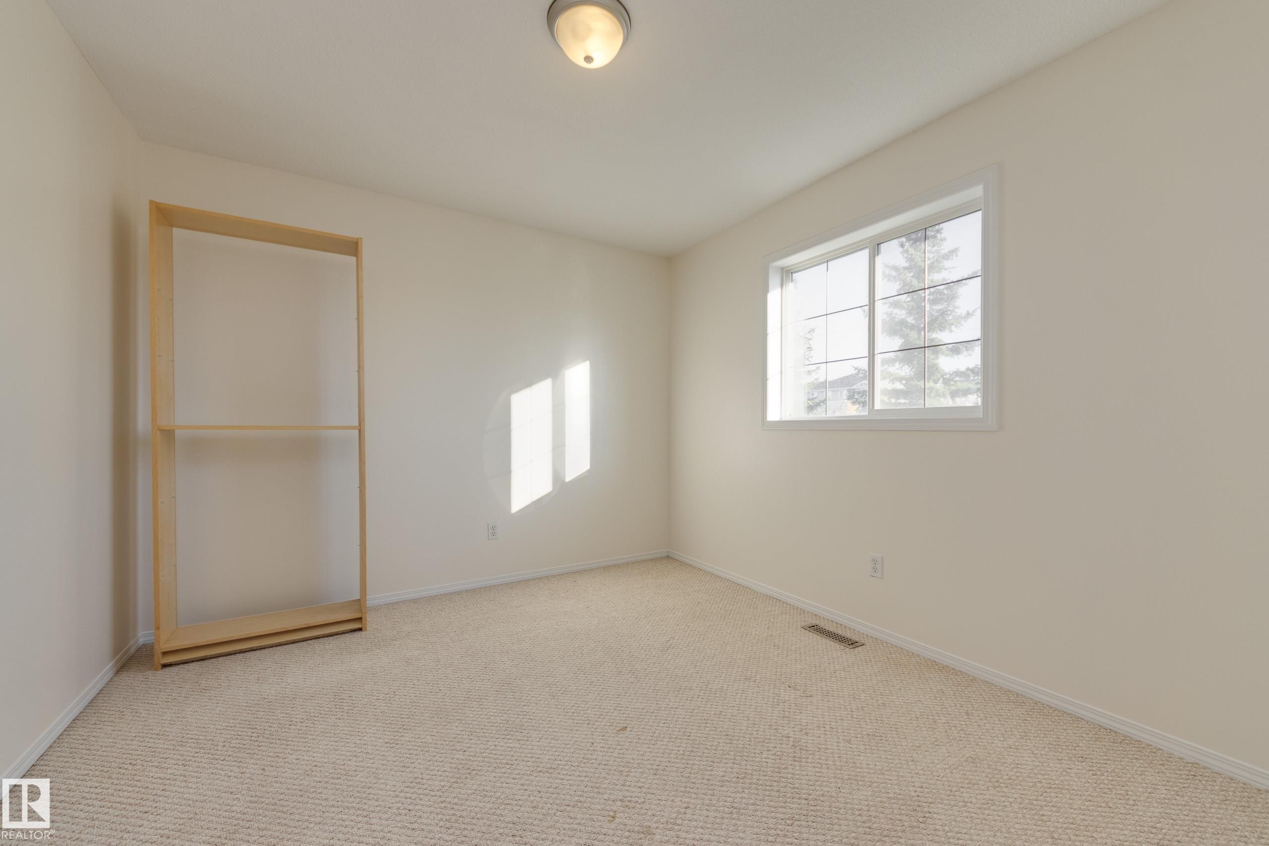 Edmonton, AB - Indoor Photo Showing Other Room