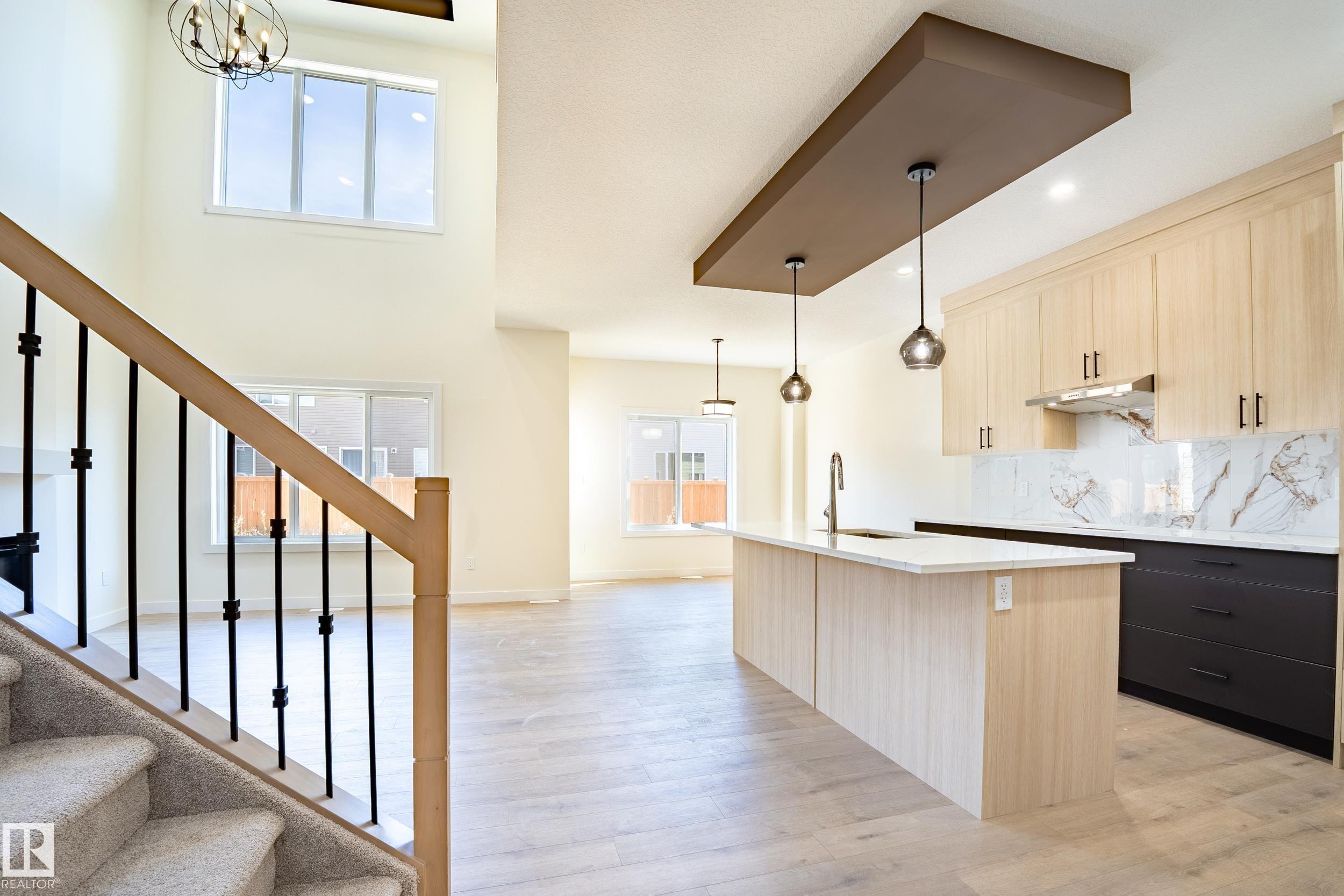 2033 209A Street, Edmonton, AB - Indoor Photo Showing Kitchen