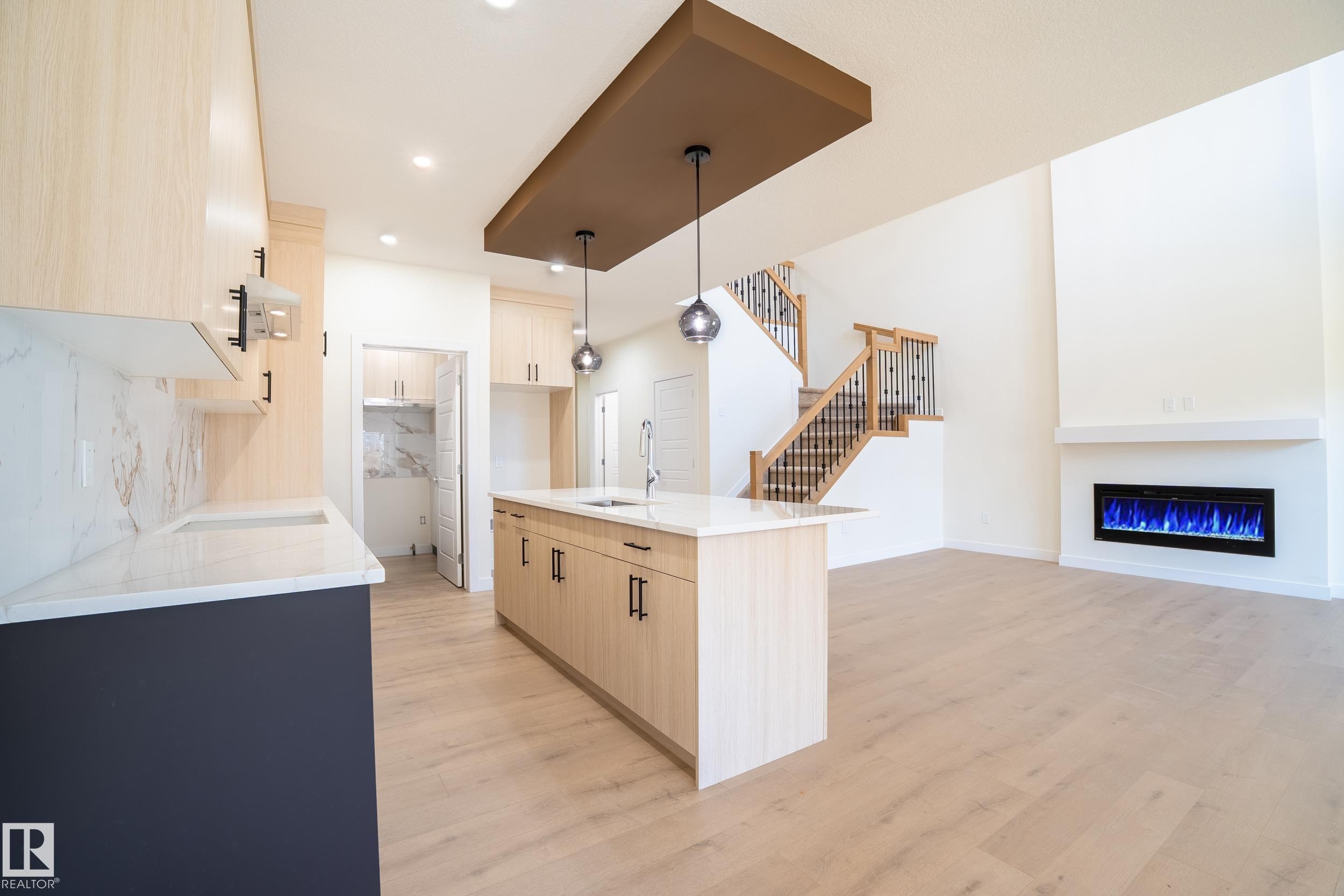 2033 209A Street, Edmonton, AB - Indoor With Fireplace