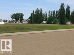 5926 49 Street Vegreville, AB T9C 1H5