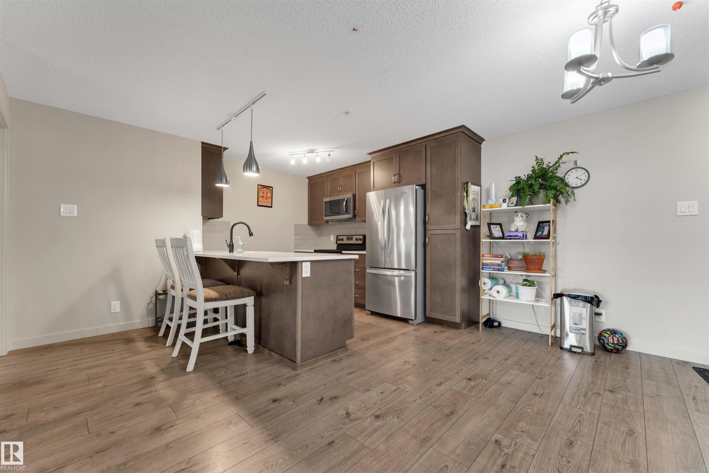 106 4008 Savaryn Drive, Edmonton, AB - Indoor Photo Showing Other Room