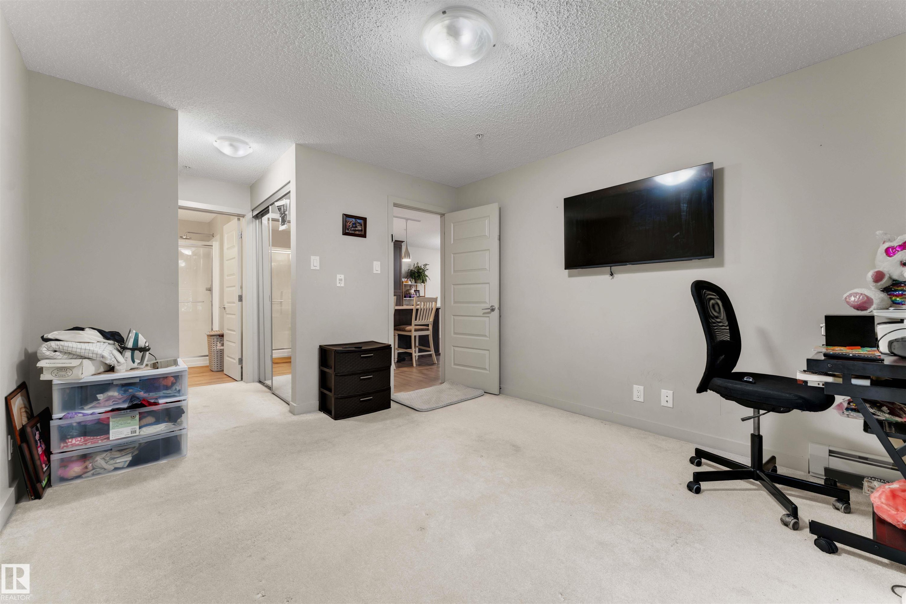 106 4008 Savaryn Drive, Edmonton, AB - Indoor Photo Showing Other Room