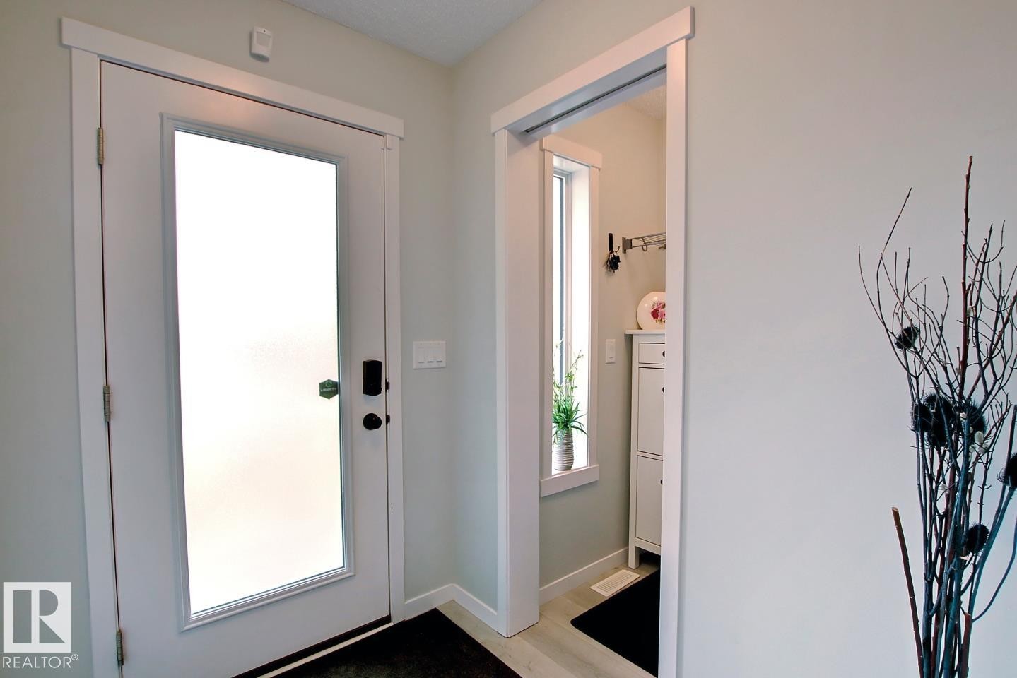 19633 26A Av, Edmonton, AB - Indoor Photo Showing Other Room