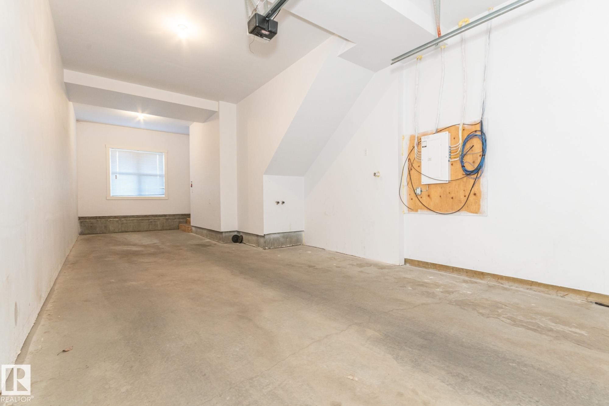 71 655 Watt Boulevard, Edmonton, AB - Indoor Photo Showing Other Room