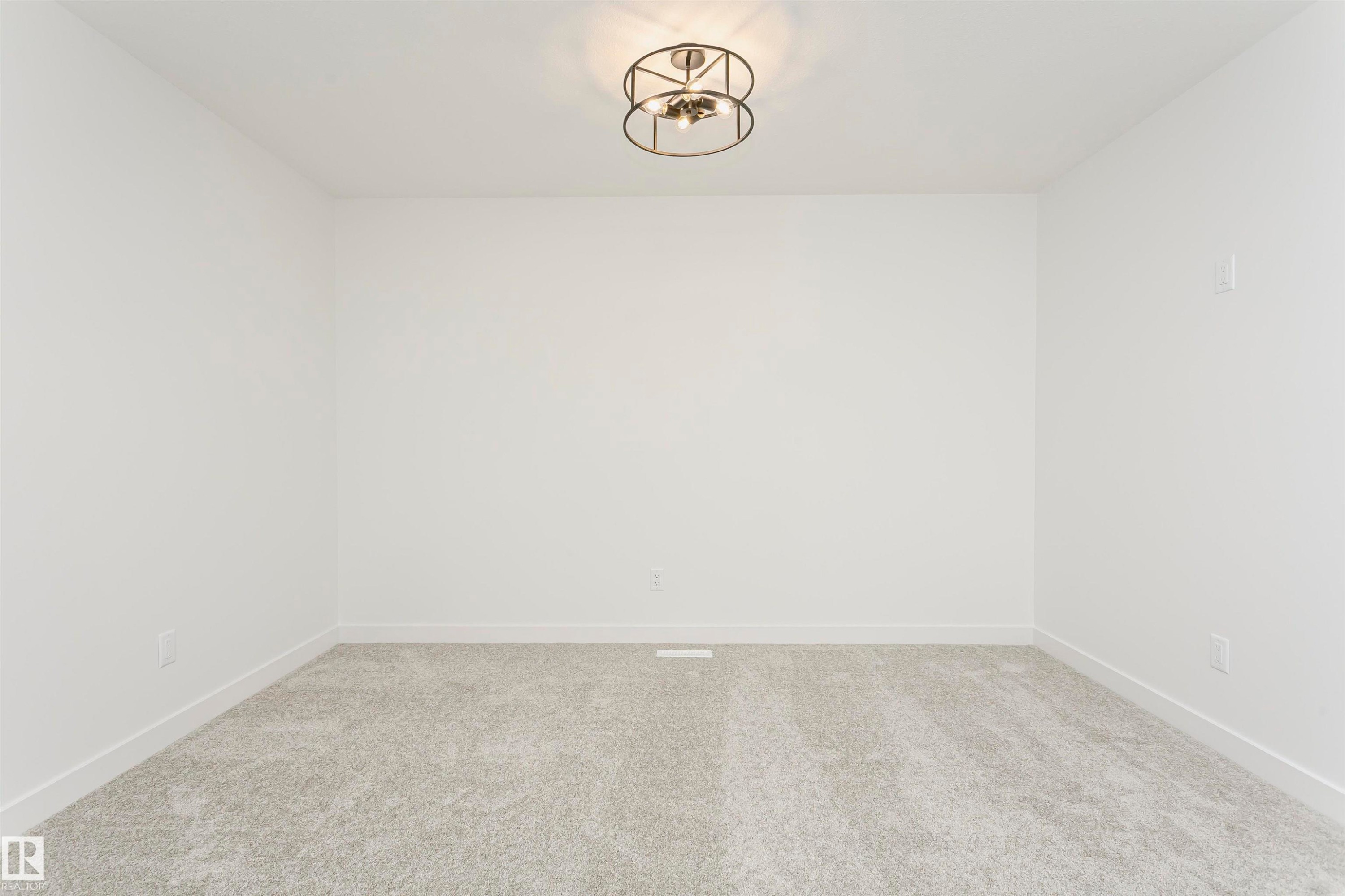 9530 Carson Bend, Edmonton, AB - Indoor Photo Showing Other Room