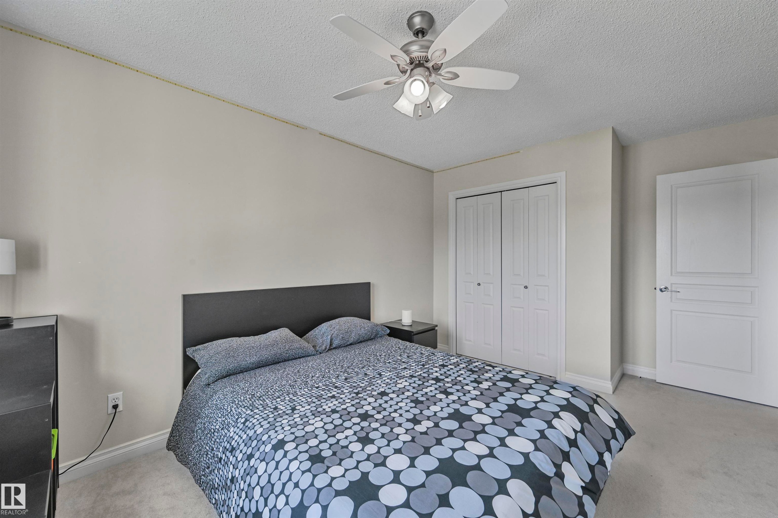 1516 Thorogood Close, Edmonton, AB - Indoor Photo Showing Bedroom
