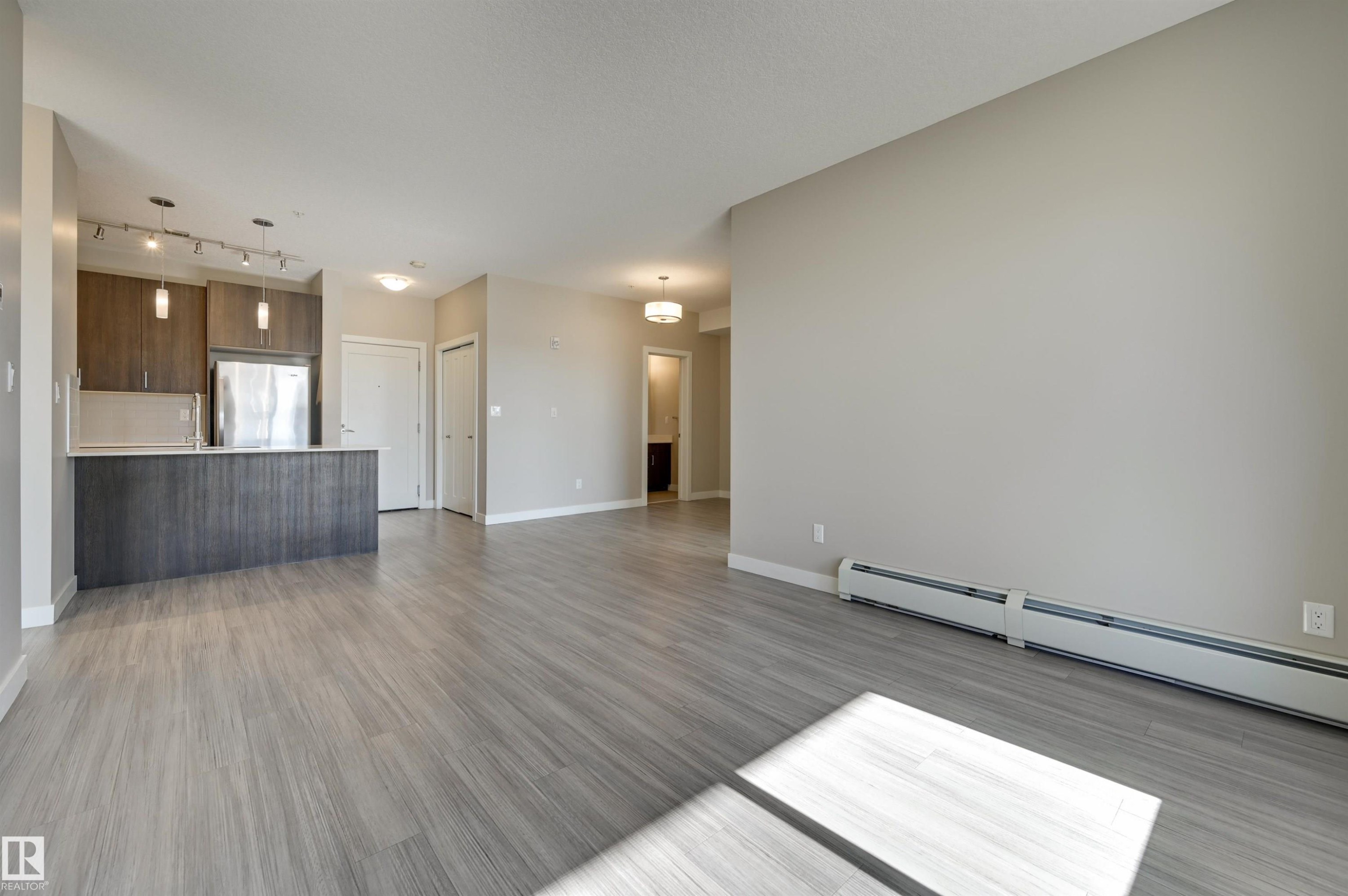 205 17 Columbia Avenue, Devon, AB - Indoor
