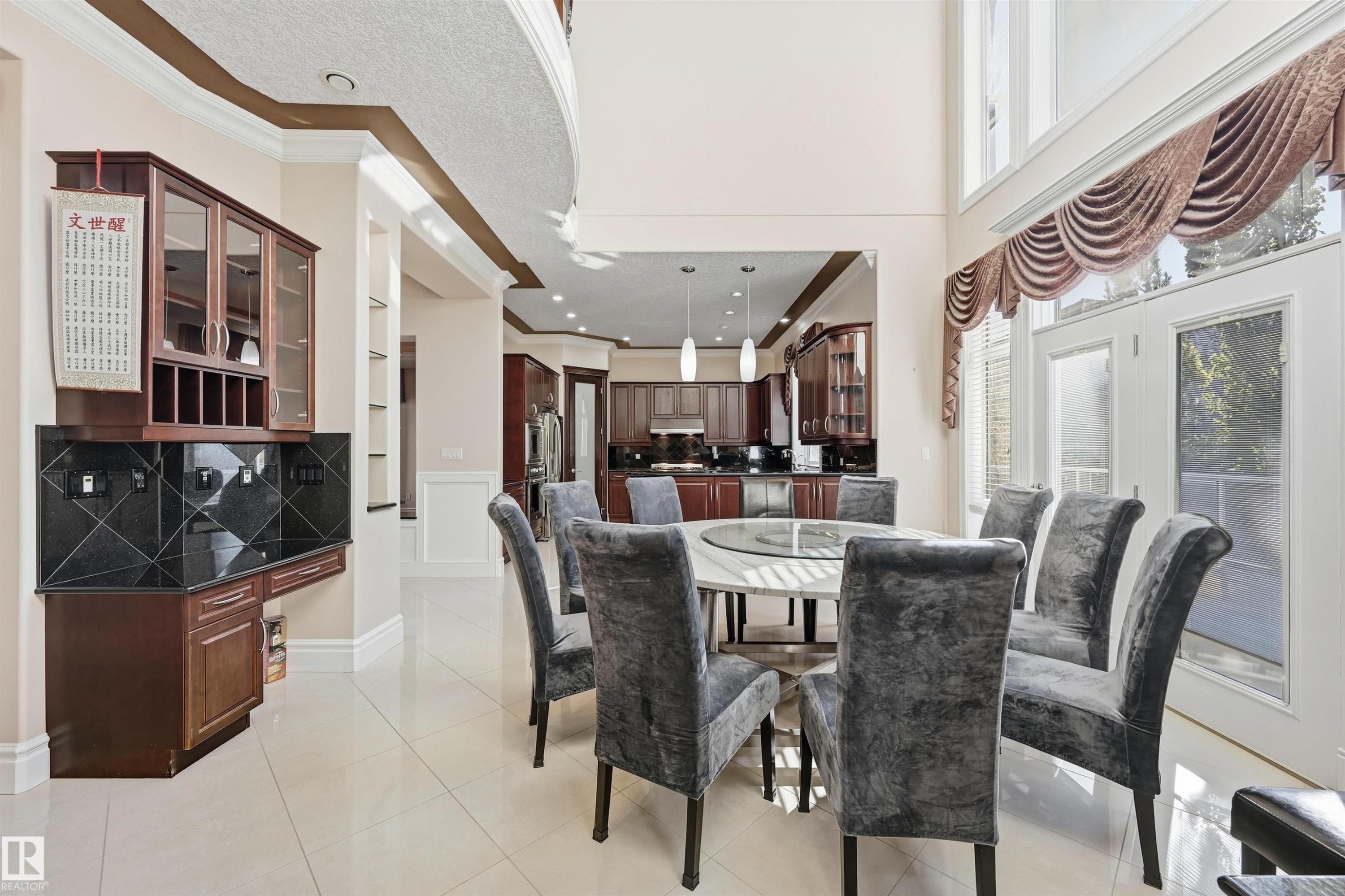 872 Hollands Landing, Edmonton, AB - Indoor Photo Showing Dining Room