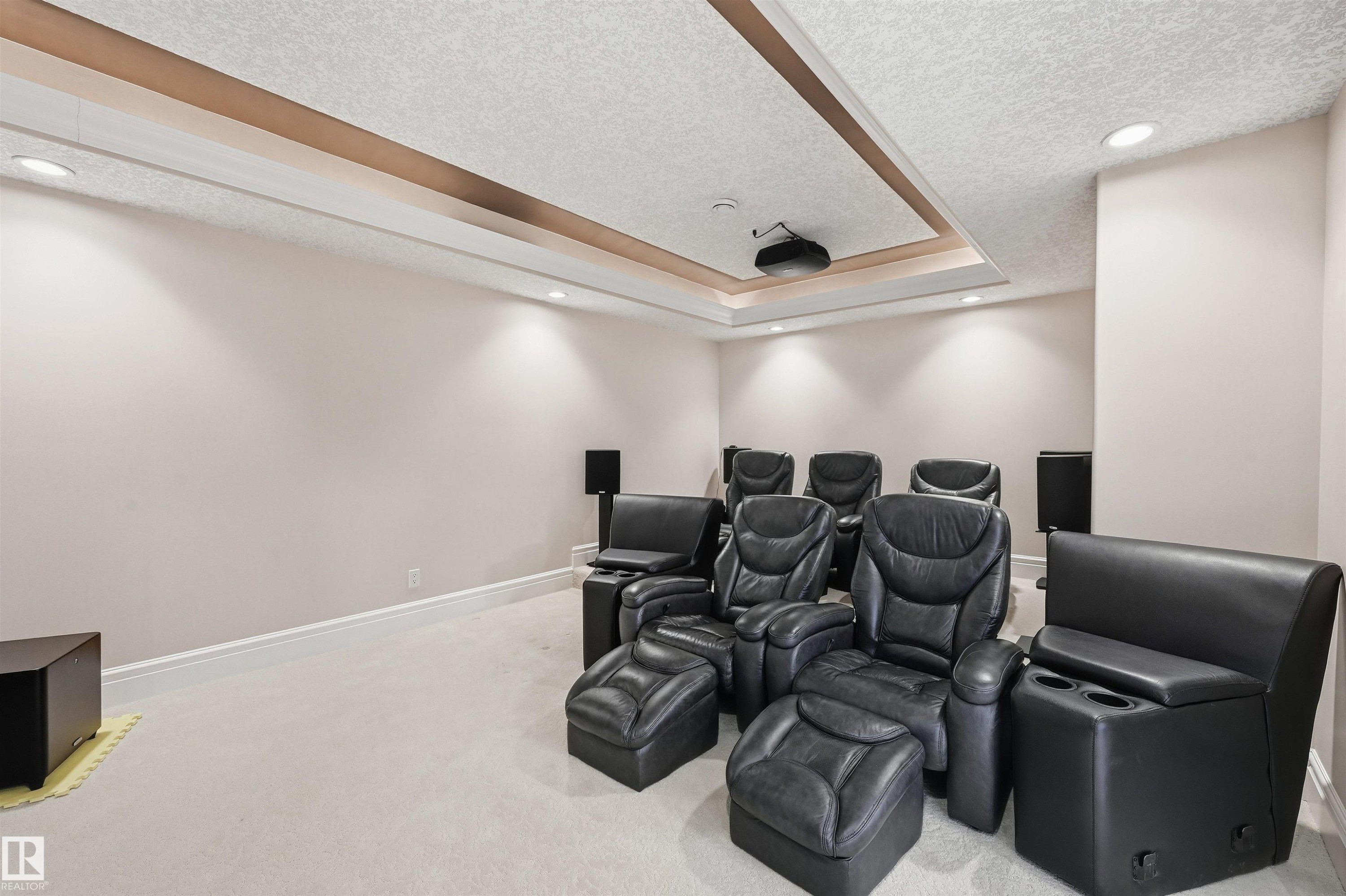 872 Hollands Landing, Edmonton, AB - Indoor