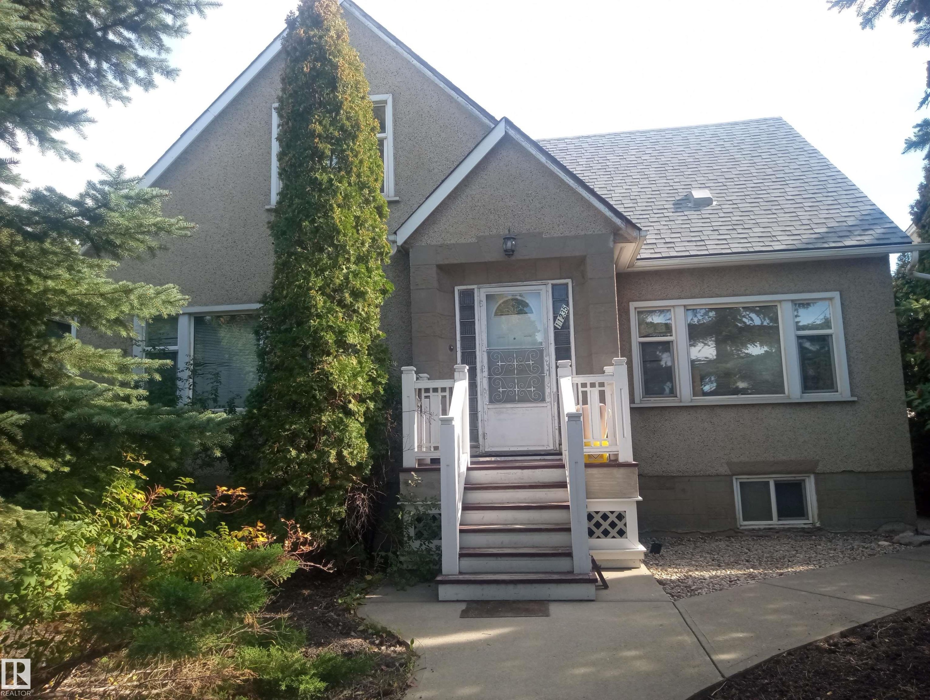 11235 95 Street Nw, Edmonton, AB - Outdoor