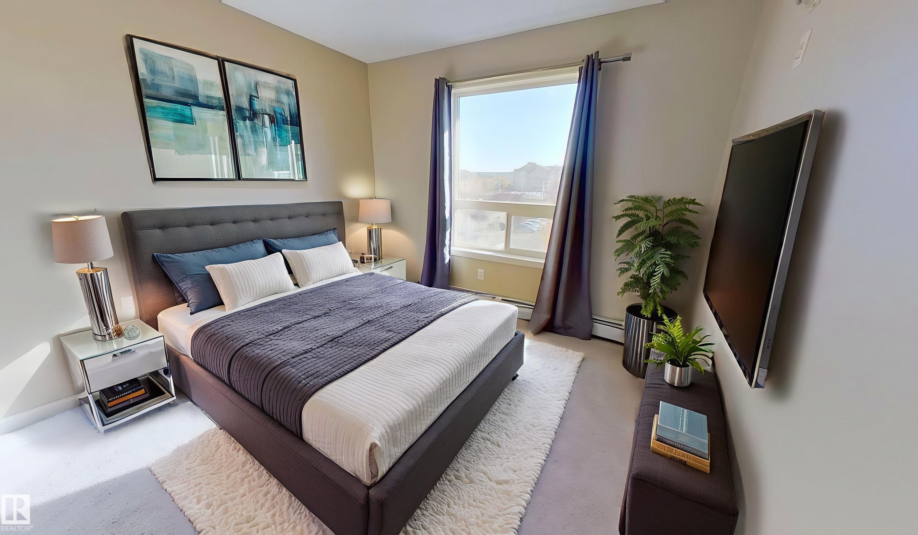 1423 330 Clareview Station Drive, Edmonton, AB - Indoor Photo Showing Bedroom