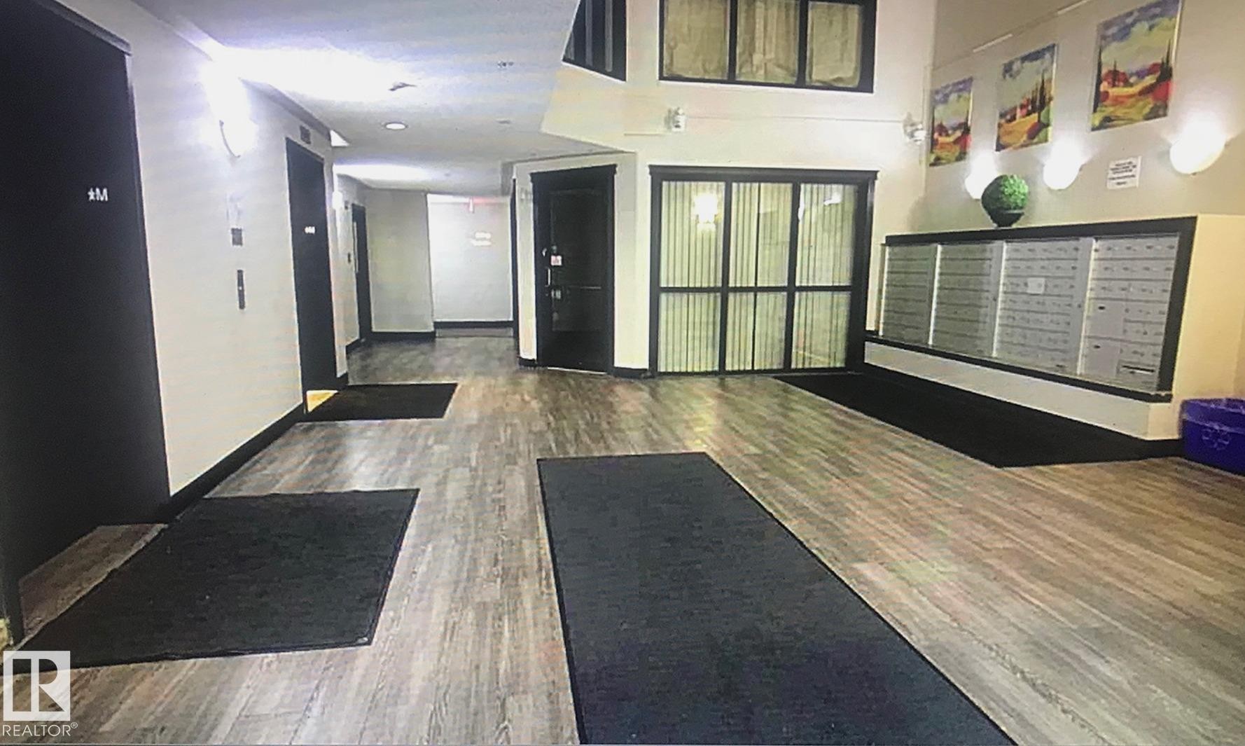 1423 330 Clareview Station Drive, Edmonton, AB - Indoor Photo Showing Other Room