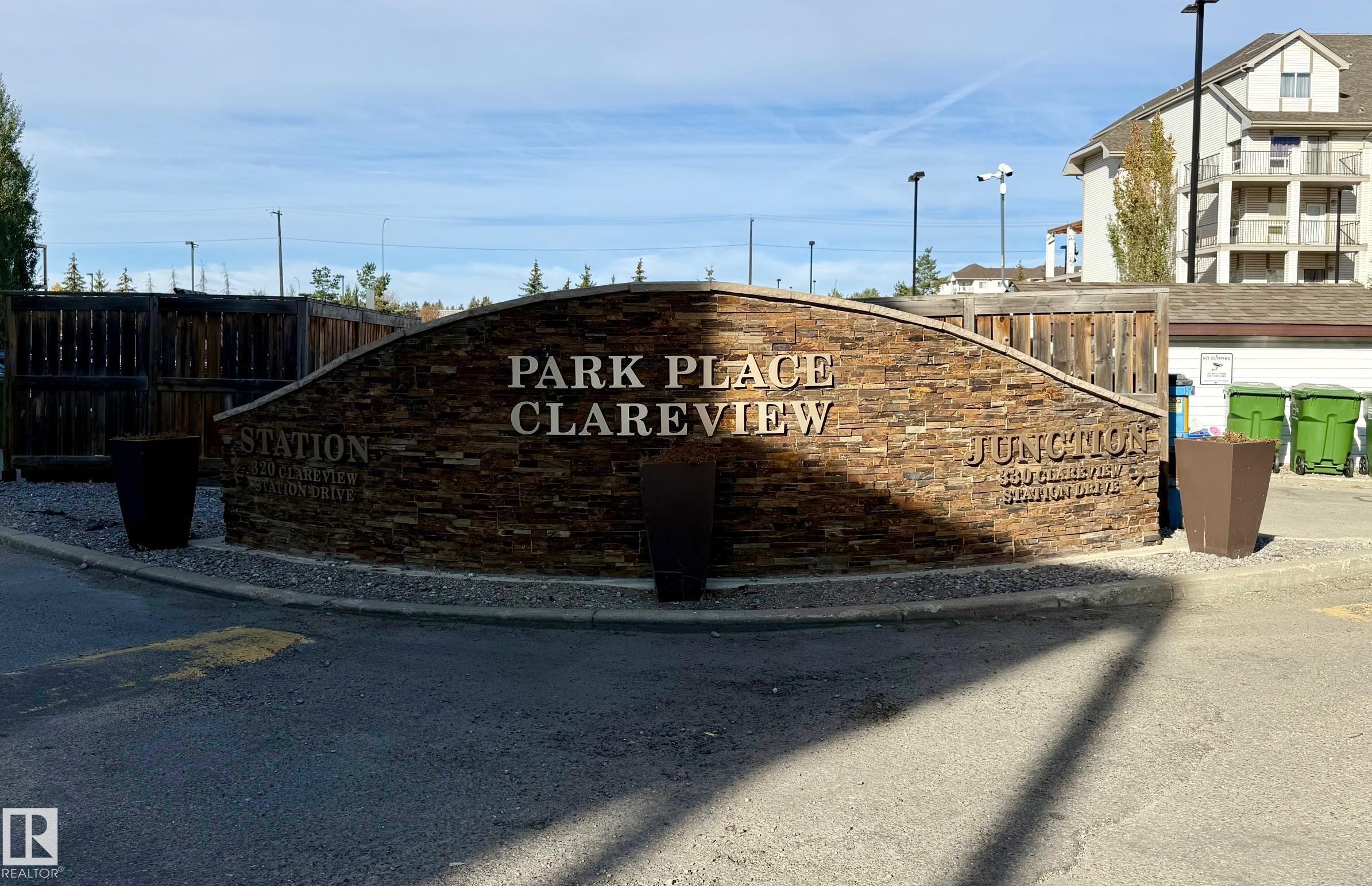 1423 330 Clareview Station Drive, Edmonton, AB - Outdoor