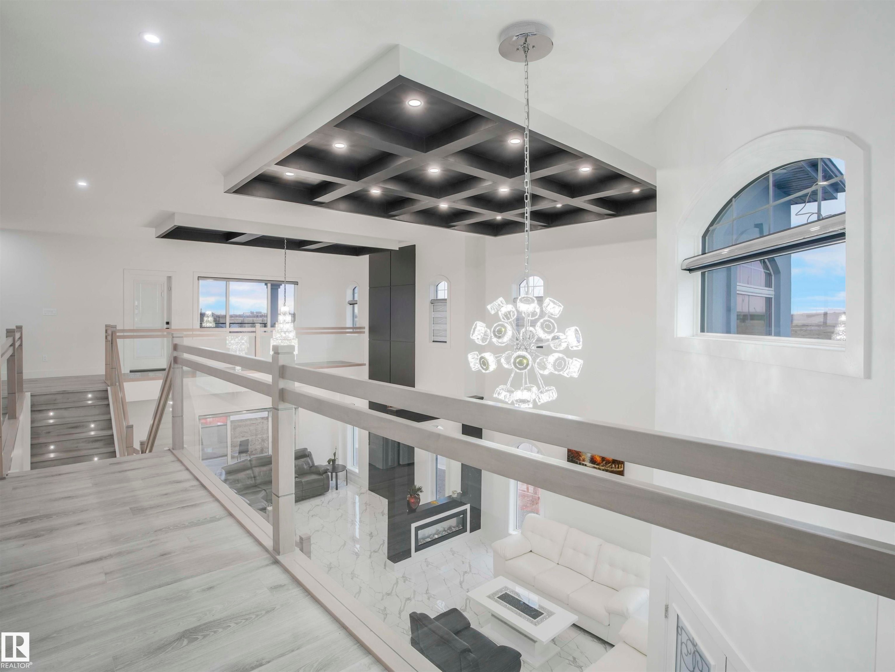 1305 Adamson Drive, Edmonton, AB - Indoor Photo Showing Other Room