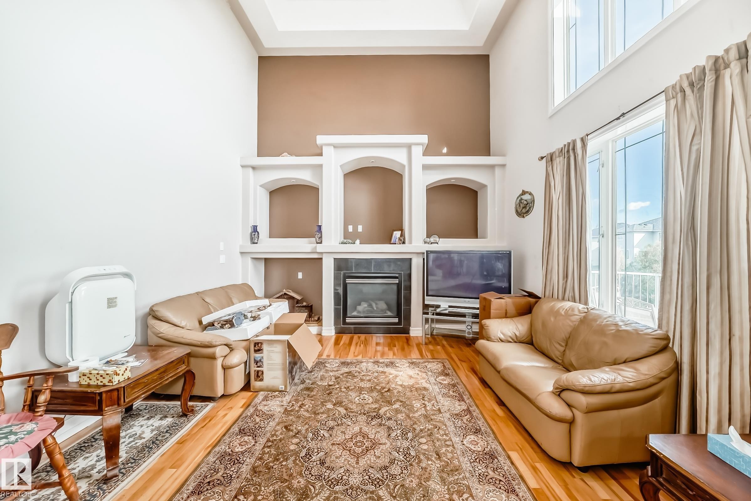 1525 Haswell Close, Edmonton, AB - Indoor With Fireplace