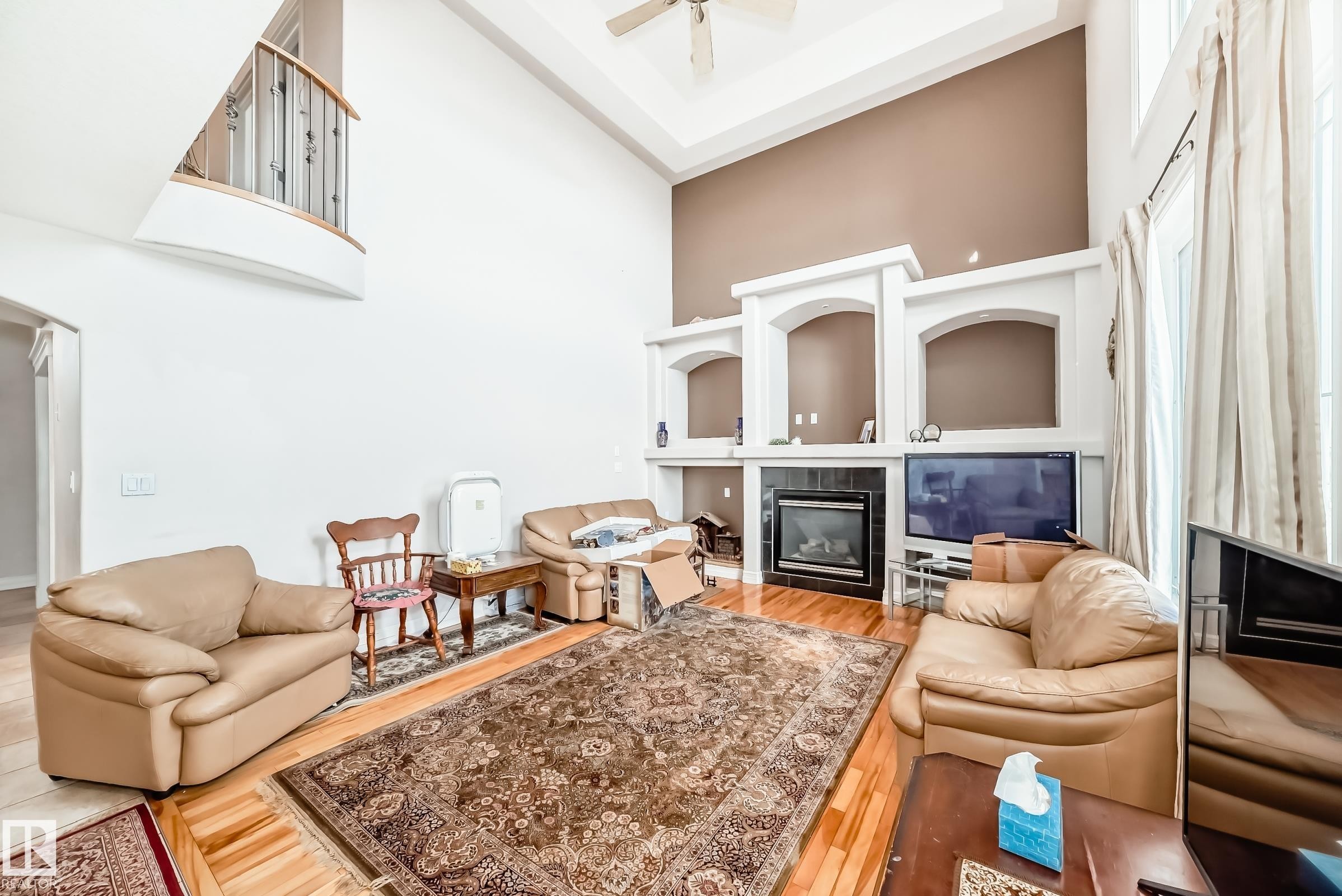 1525 Haswell Close, Edmonton, AB - Indoor Photo Showing Living Room With Fireplace