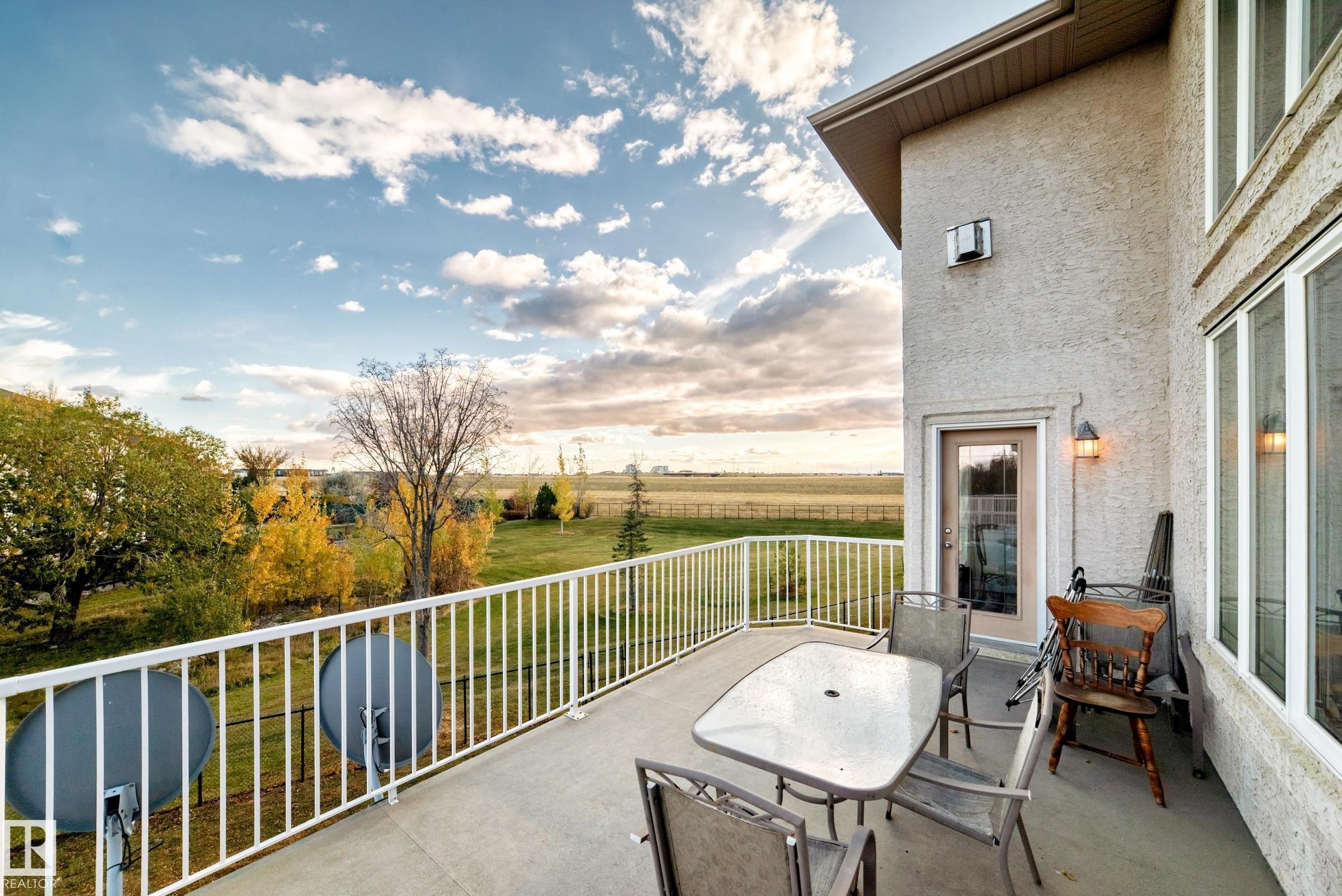 1525 Haswell Close, Edmonton, AB - Outdoor With Exterior