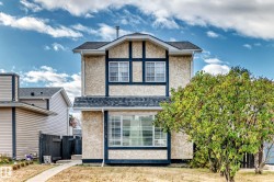 4206 38 Street  Edmonton, AB T6L 4K4