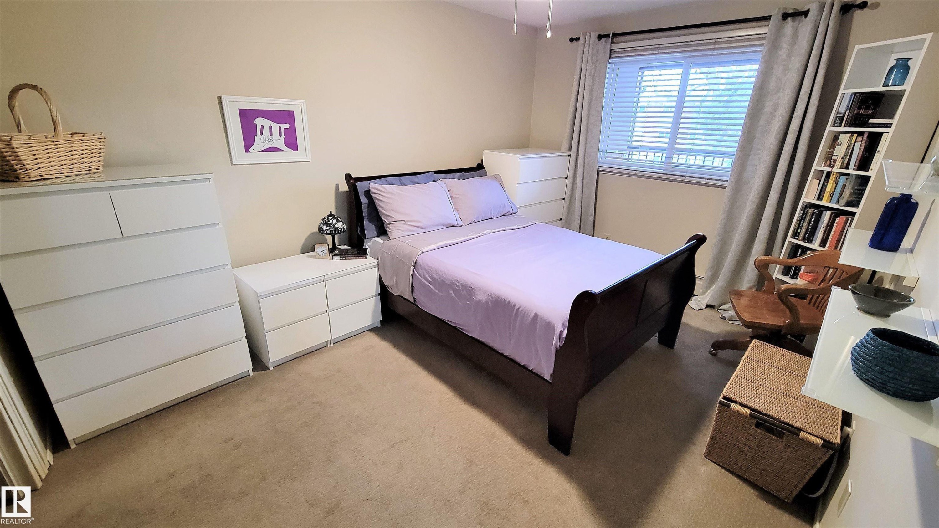 206 10826 113 Street, Edmonton, AB - Indoor Photo Showing Bedroom