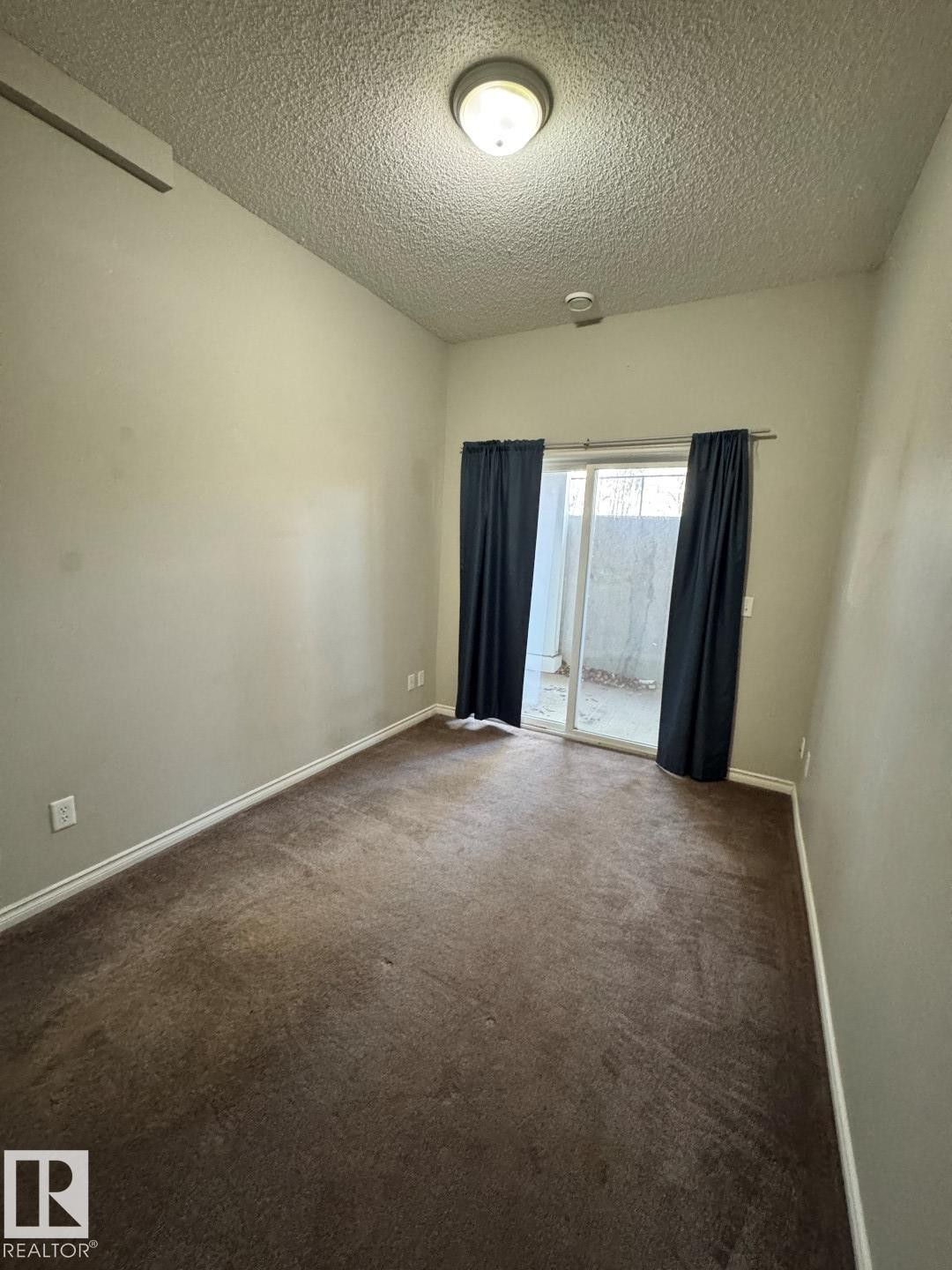 103 3010 33 Avenue, Edmonton, AB - Indoor Photo Showing Other Room