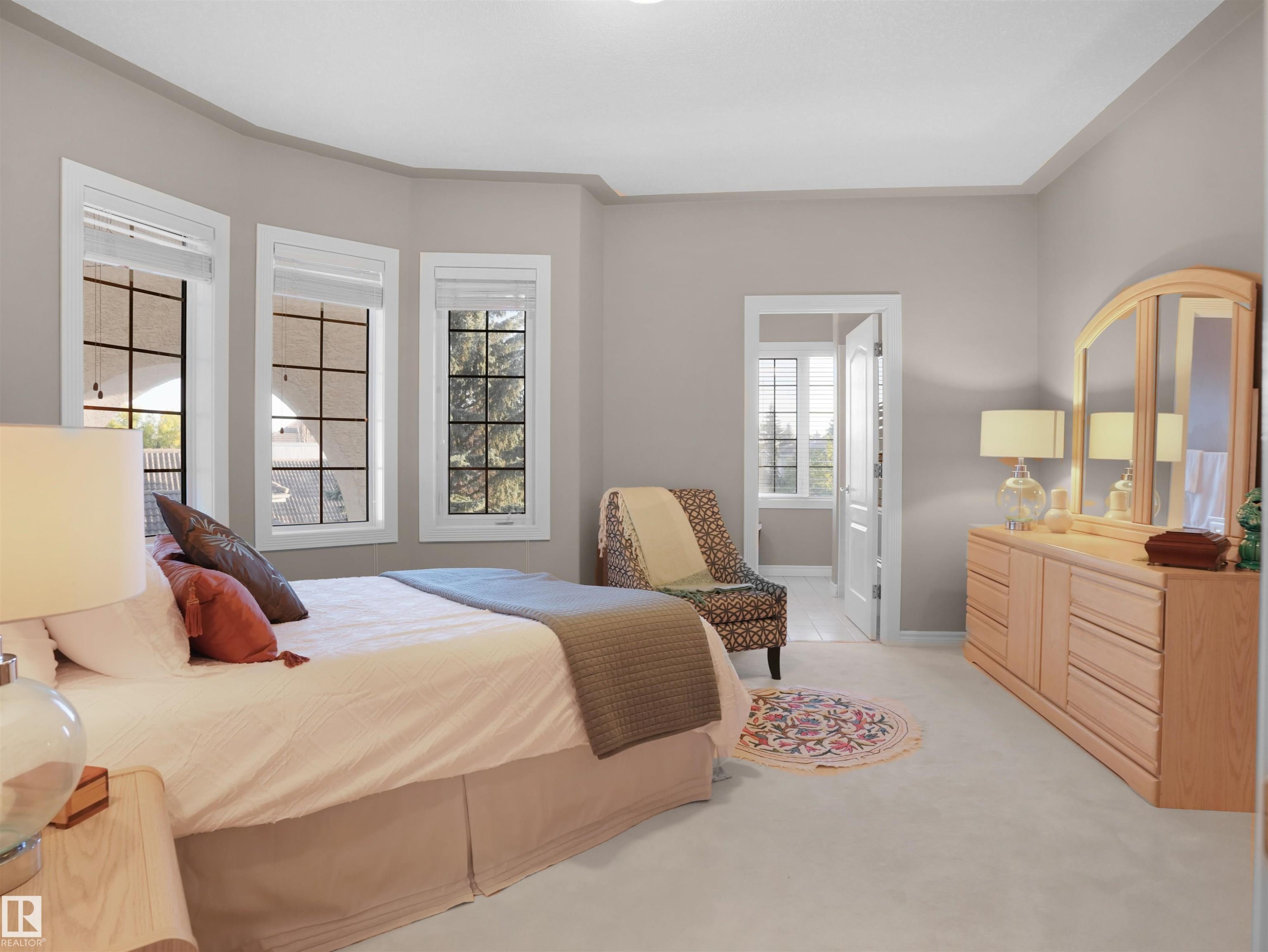 255 Wilson Lane, Edmonton, AB - Indoor Photo Showing Bedroom