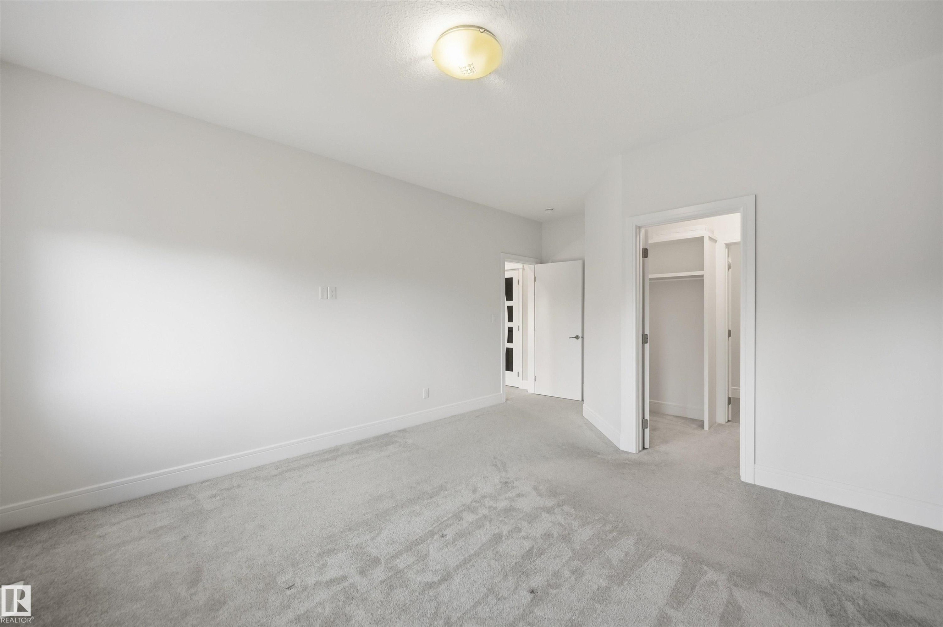 5169 Mullen Road, Edmonton, AB - Indoor Photo Showing Other Room