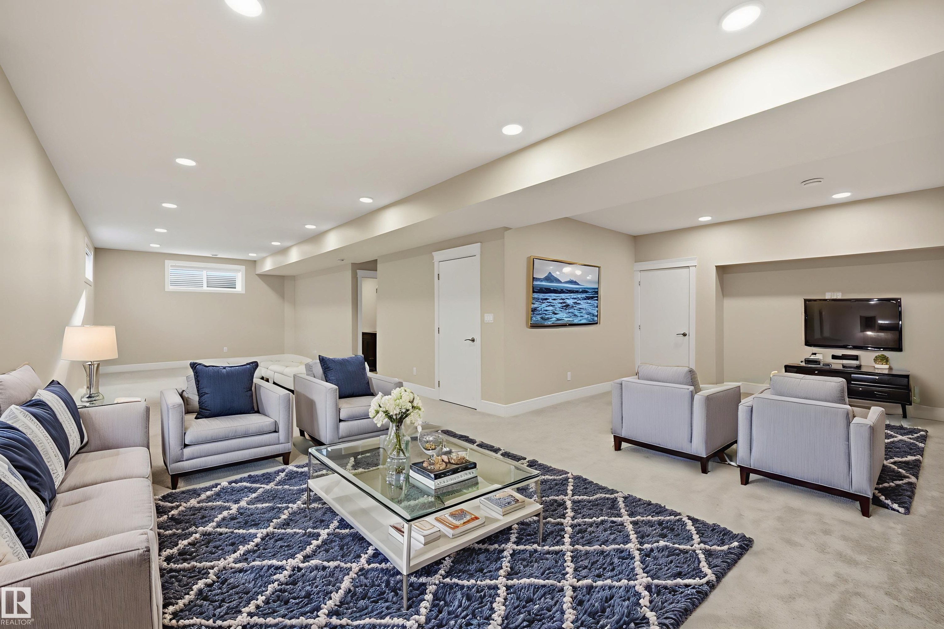 5169 Mullen Road, Edmonton, AB - Indoor