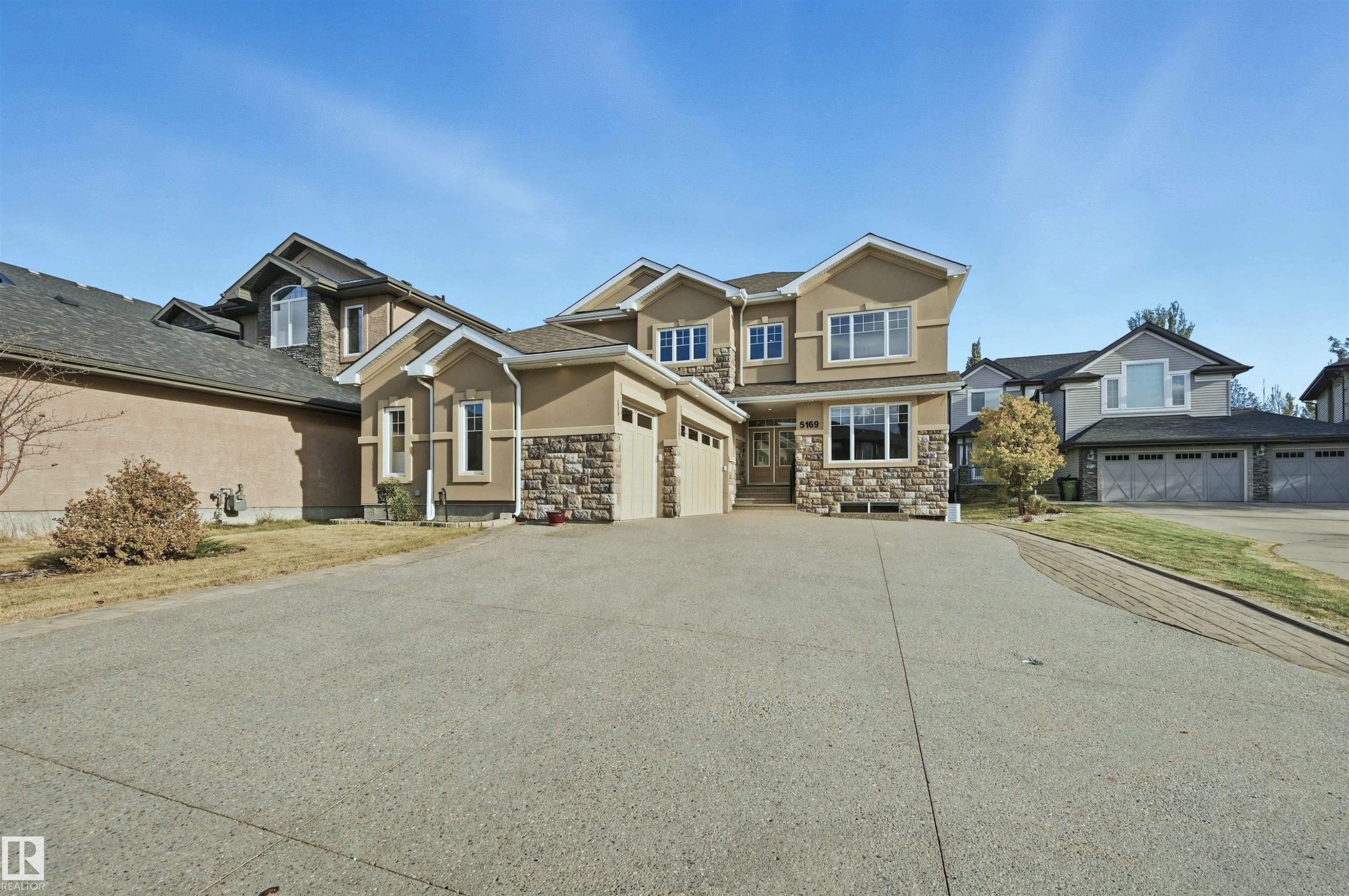 5169 Mullen Road, Edmonton, AB - Outdoor With Facade