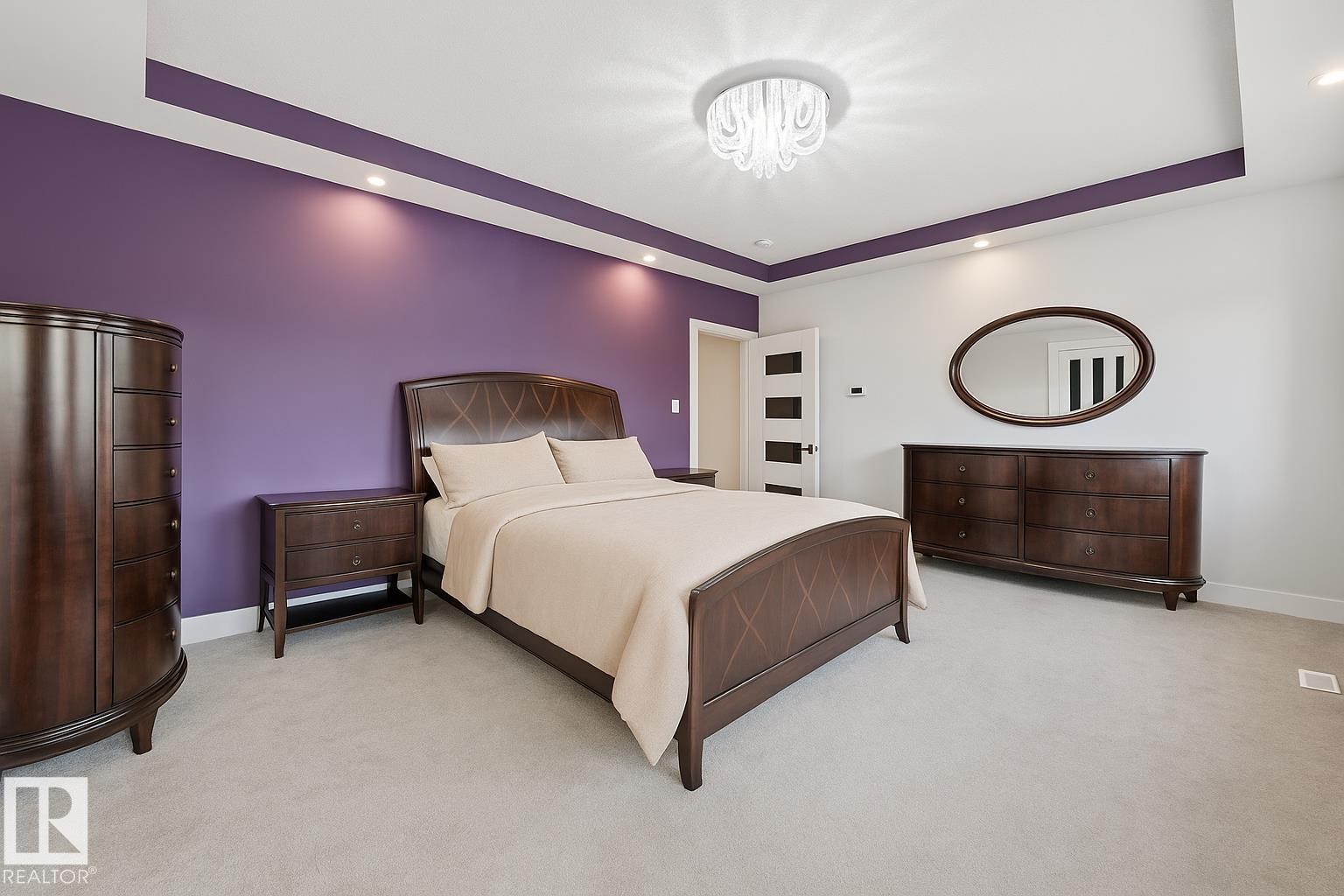 5169 Mullen Road, Edmonton, AB - Indoor Photo Showing Bedroom