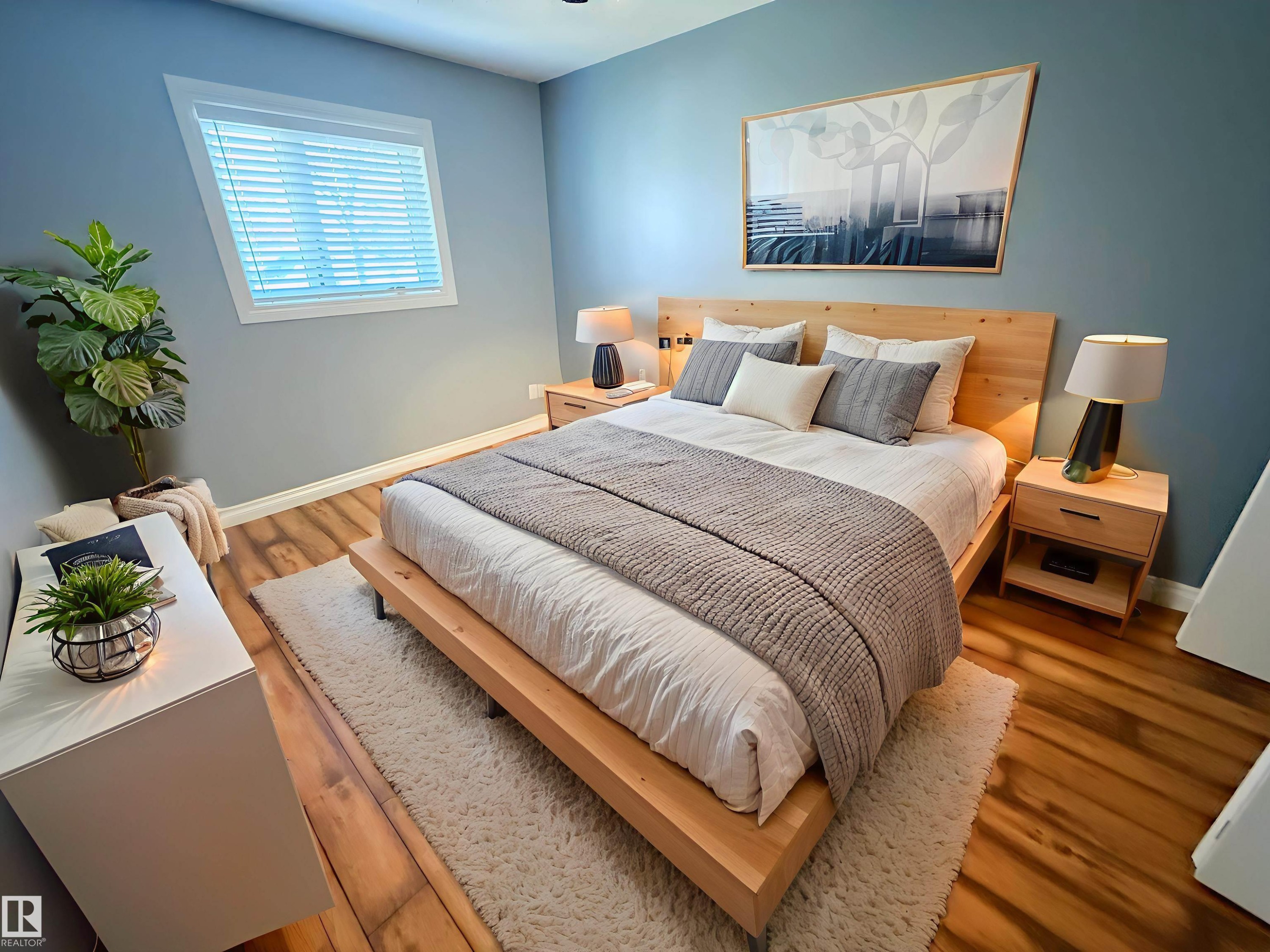 10226 152 Street, Edmonton, AB - Indoor Photo Showing Bedroom