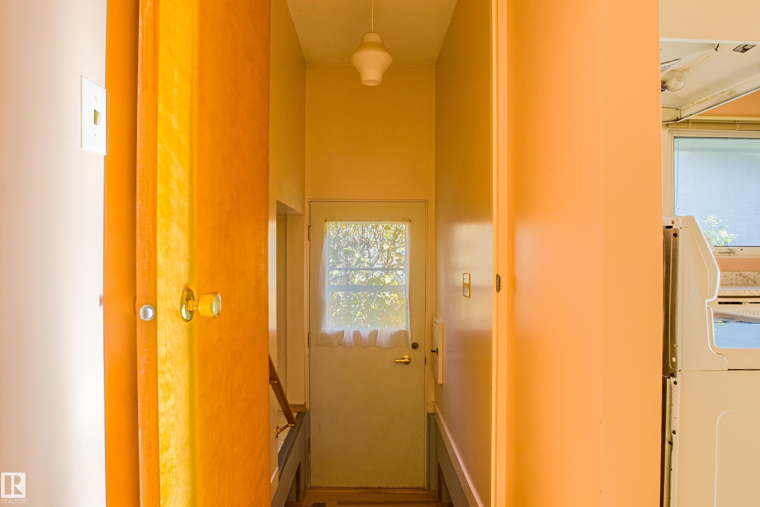 4051 120 Street, Edmonton, AB - Indoor Photo Showing Other Room