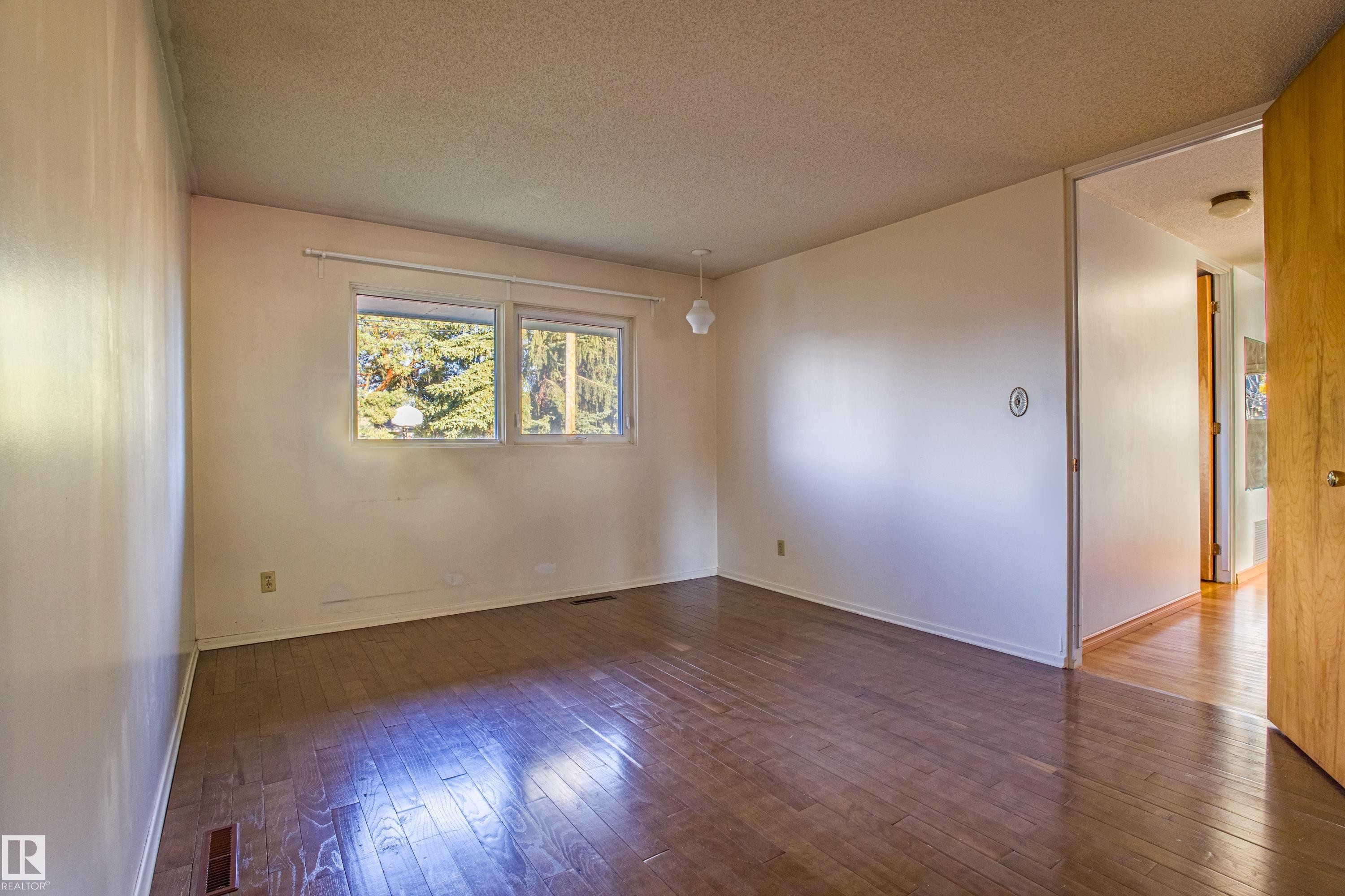 4051 120 Street, Edmonton, AB - Indoor Photo Showing Other Room