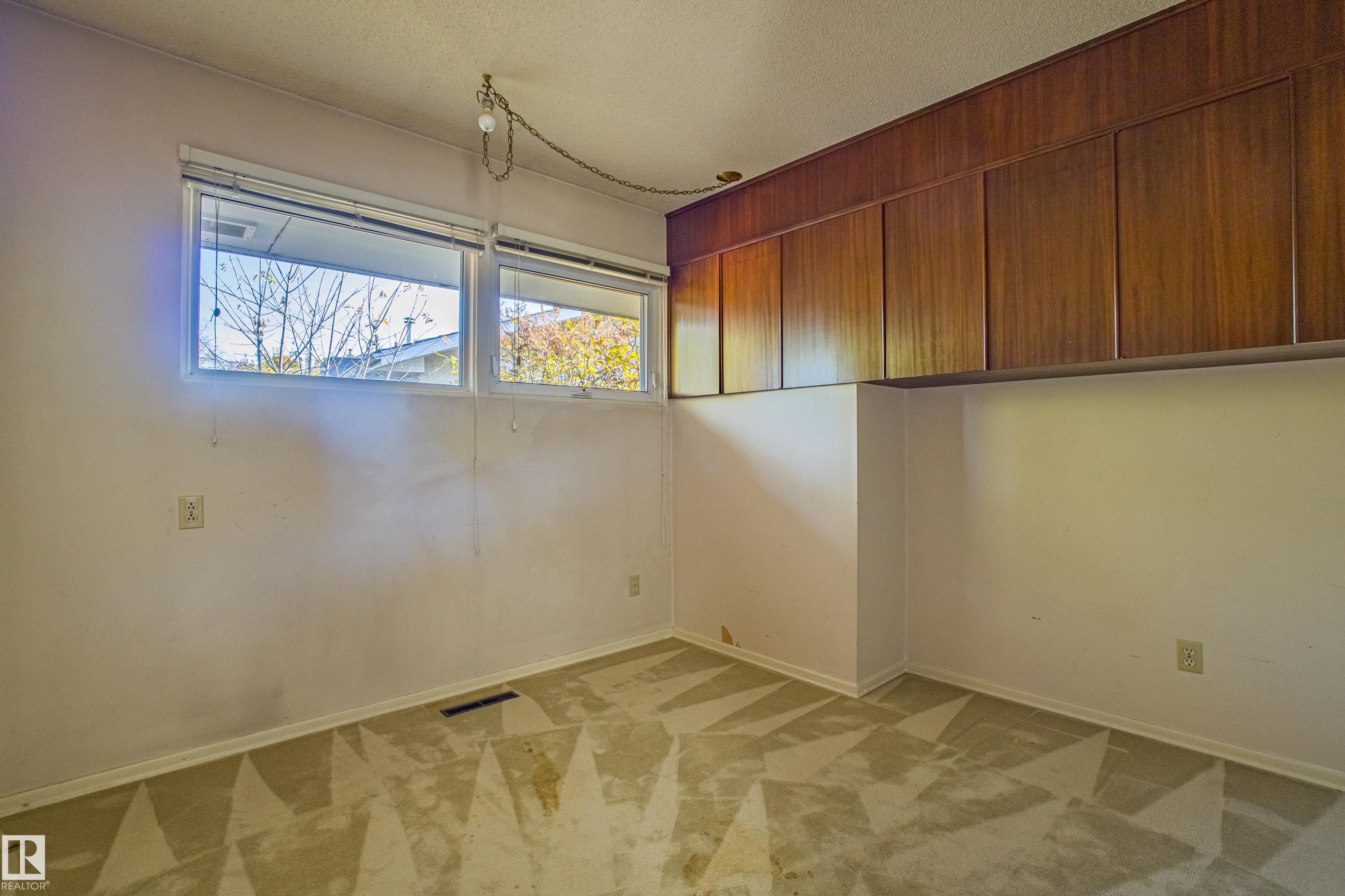 4051 120 Street, Edmonton, AB - Indoor Photo Showing Other Room