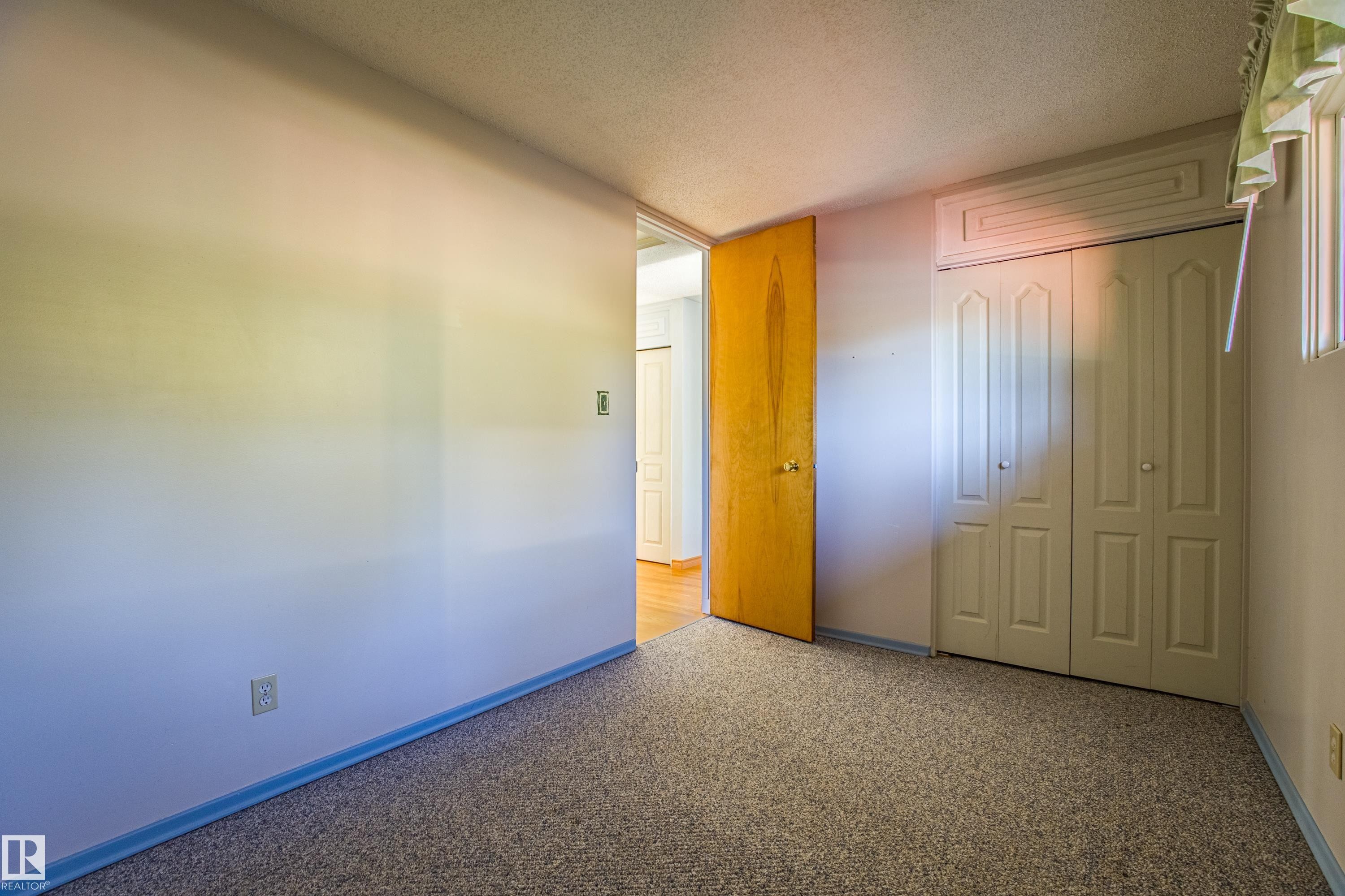 4051 120 Street, Edmonton, AB - Indoor Photo Showing Other Room