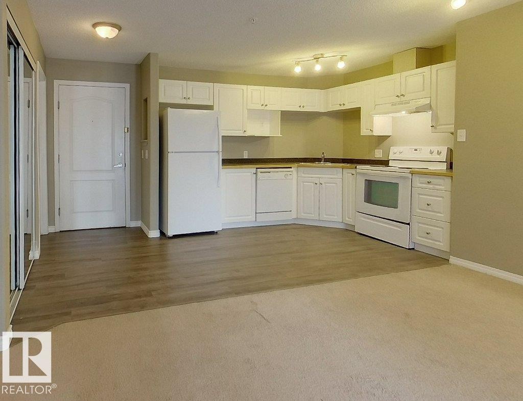 119 5340 199 Street, Edmonton, AB - Indoor Photo Showing Kitchen