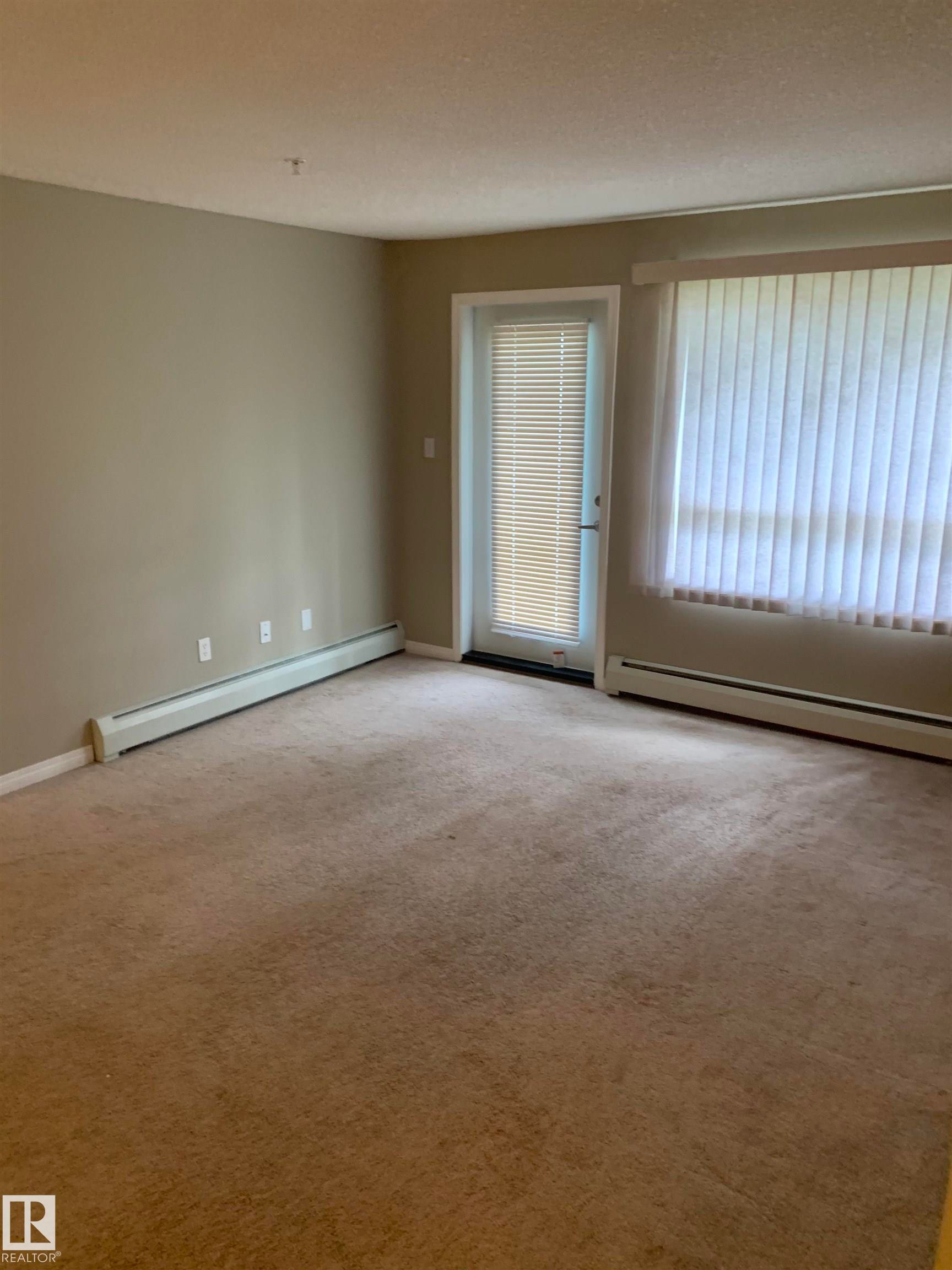 119 5340 199 Street, Edmonton, AB - Indoor Photo Showing Other Room