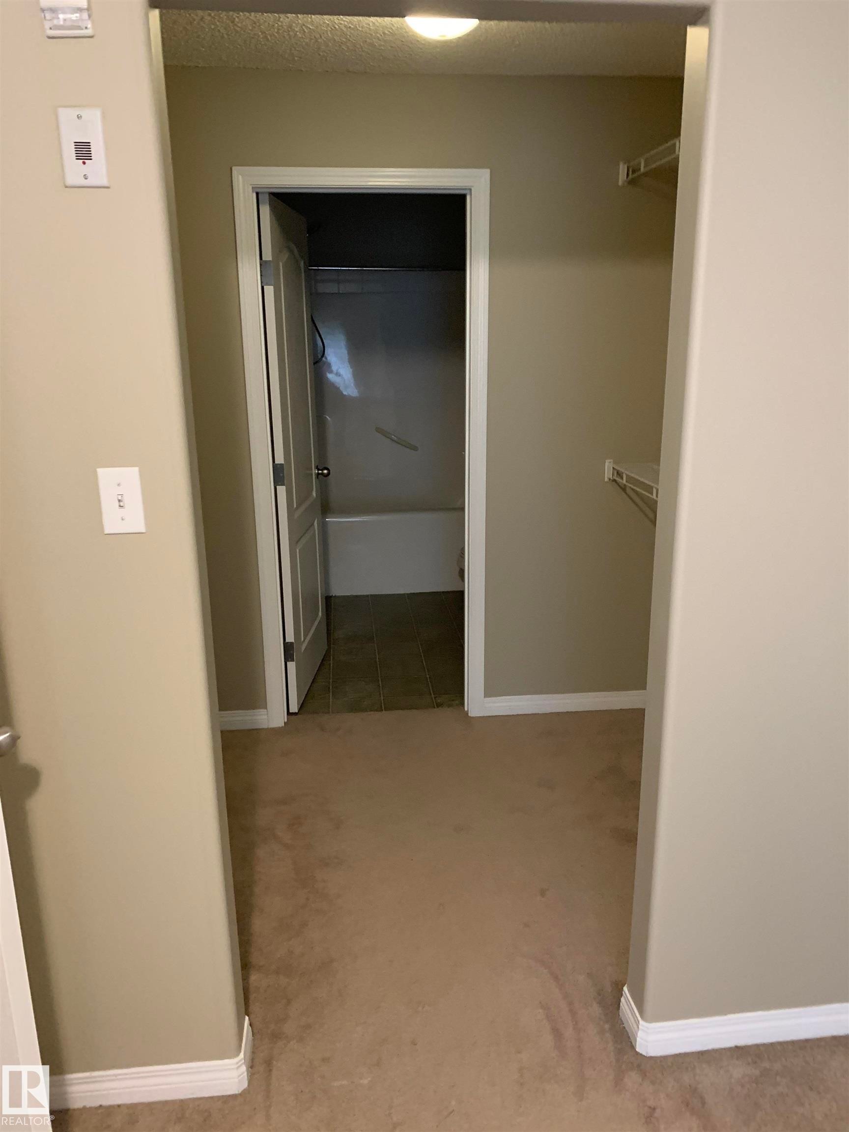 119 5340 199 Street, Edmonton, AB - Indoor