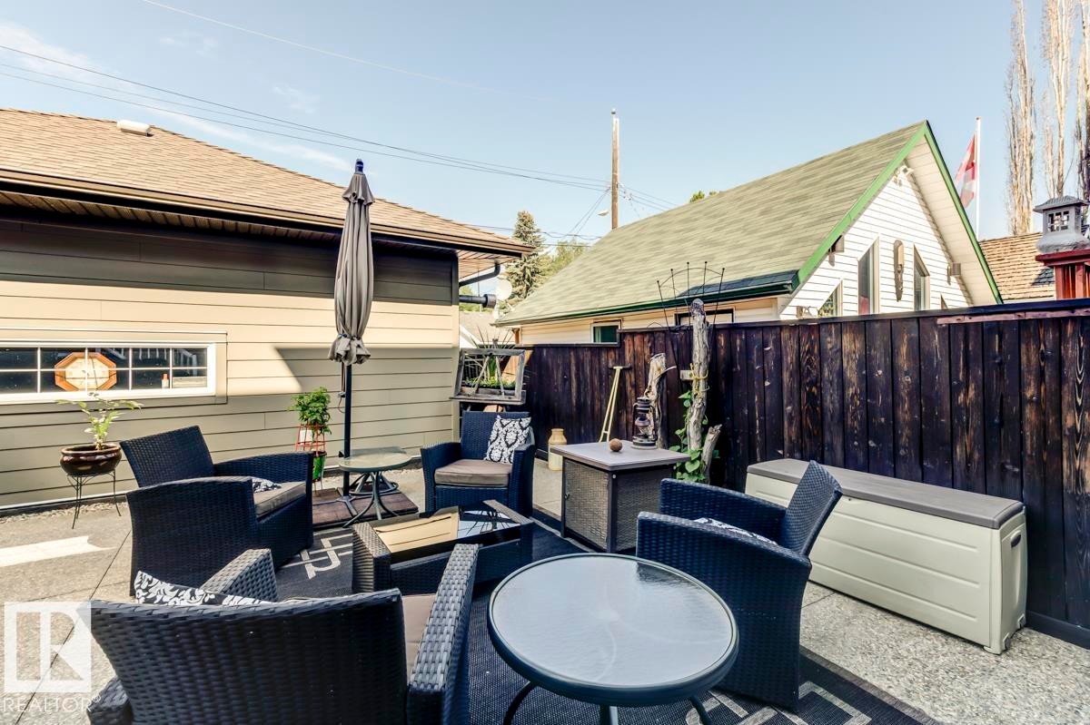 11122 52 Street, Edmonton, AB - Outdoor With Deck Patio Veranda With Exterior