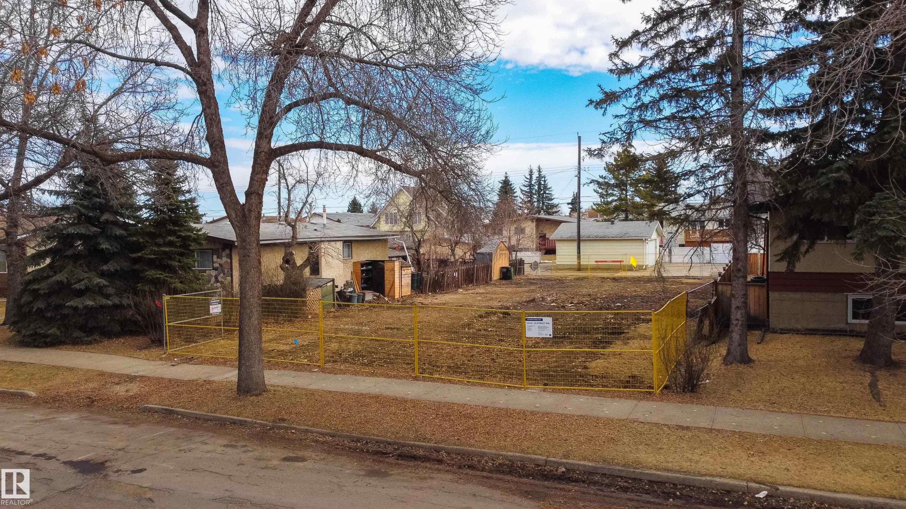 12219 45 Street, Edmonton, AB