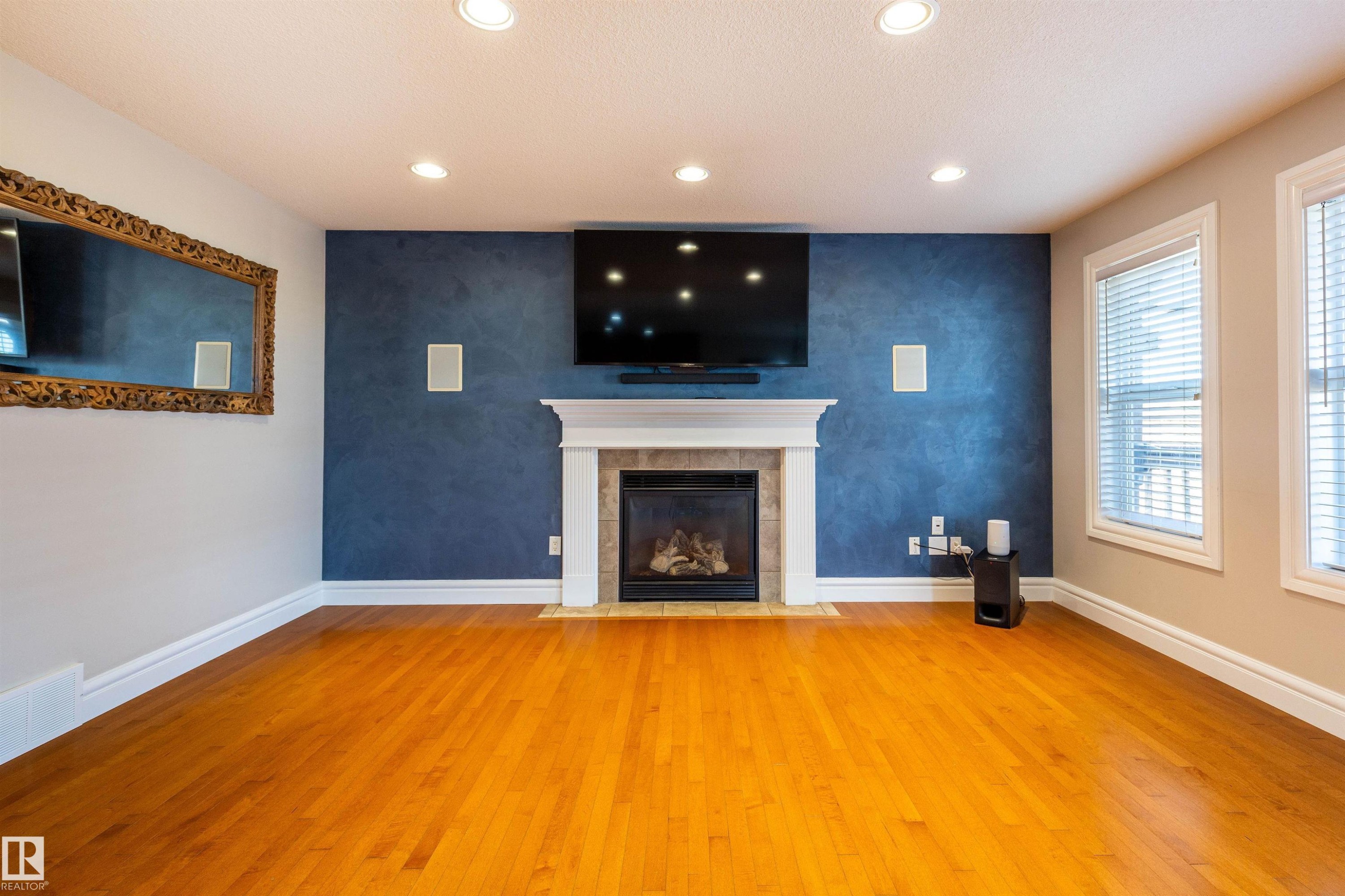 4224 157 Av, Edmonton, AB - Indoor With Fireplace