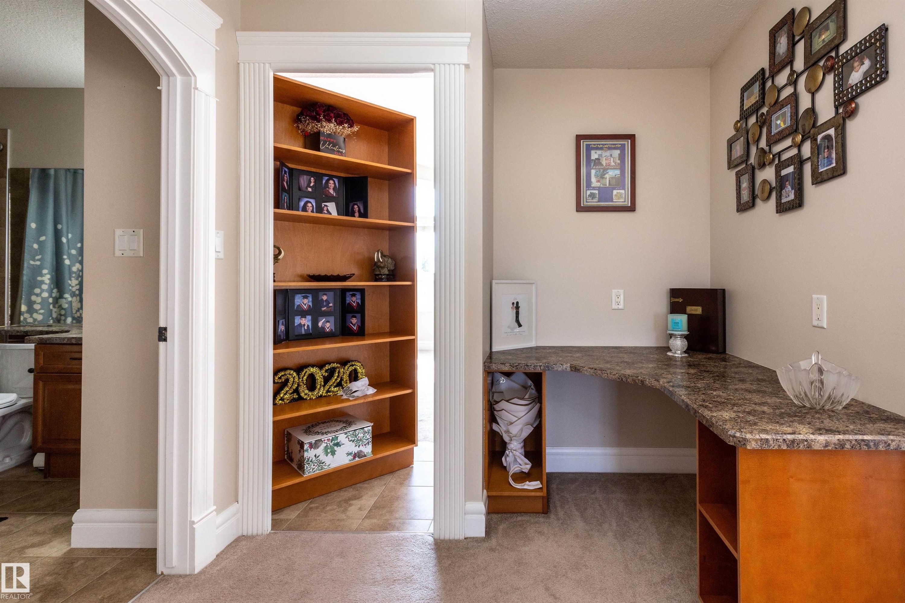 4224 157 Av, Edmonton, AB - Indoor Photo Showing Other Room