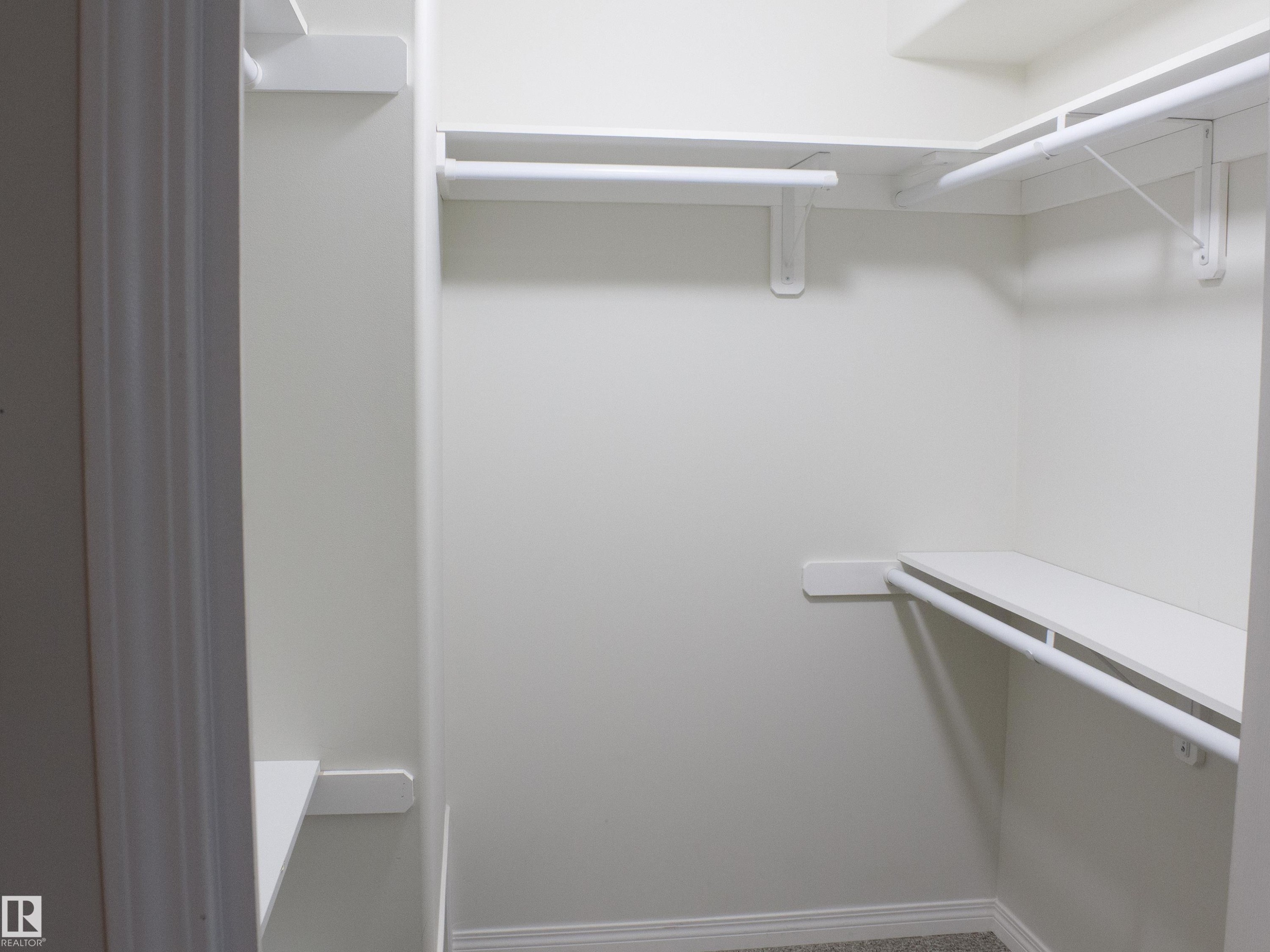 9130 77 Avenue, Edmonton, AB - Indoor With Storage