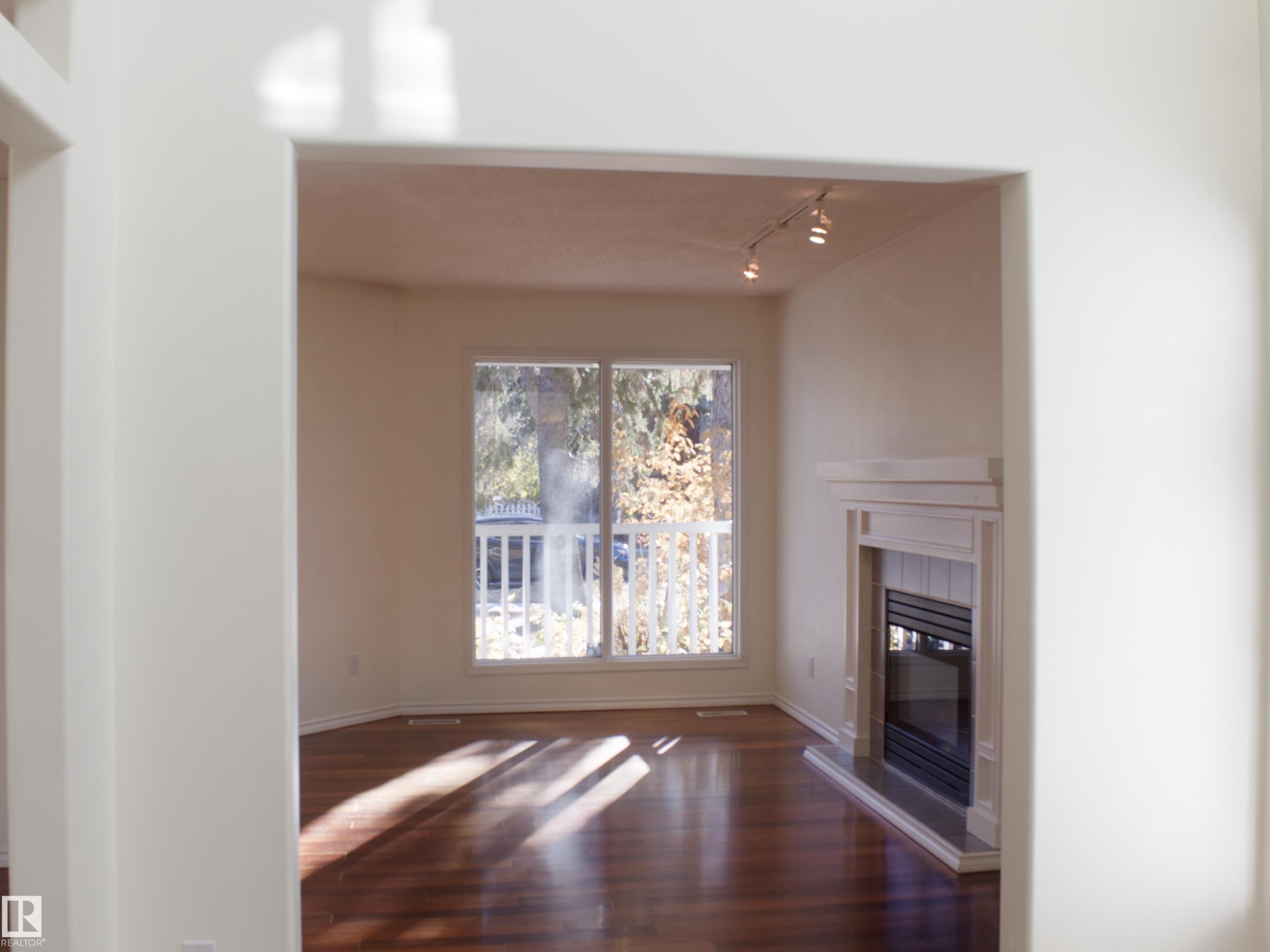 9130 77 Avenue, Edmonton, AB - Indoor With Fireplace