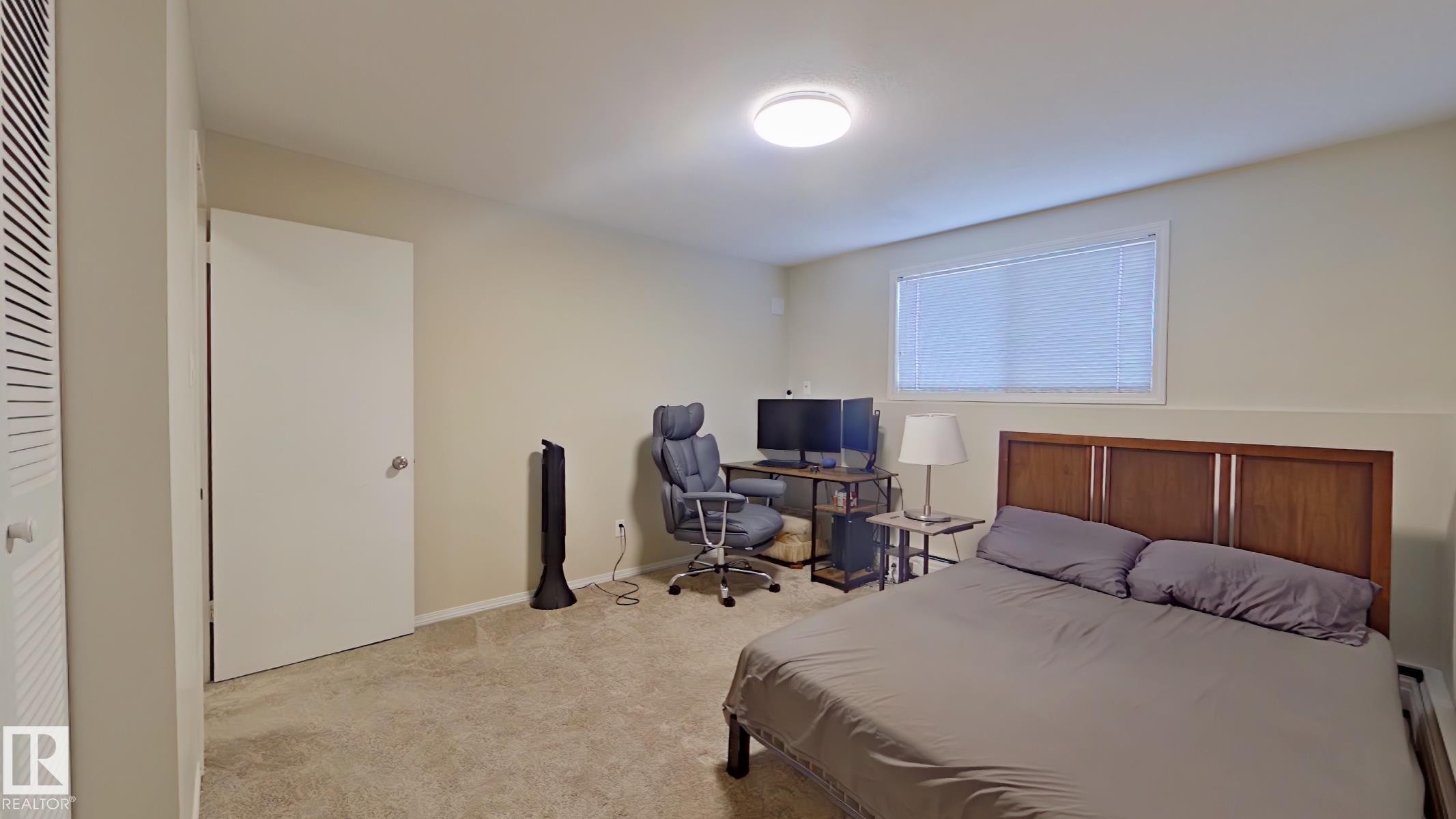 101 11455 41 Avenue Nw, Edmonton, AB - Indoor Photo Showing Bedroom