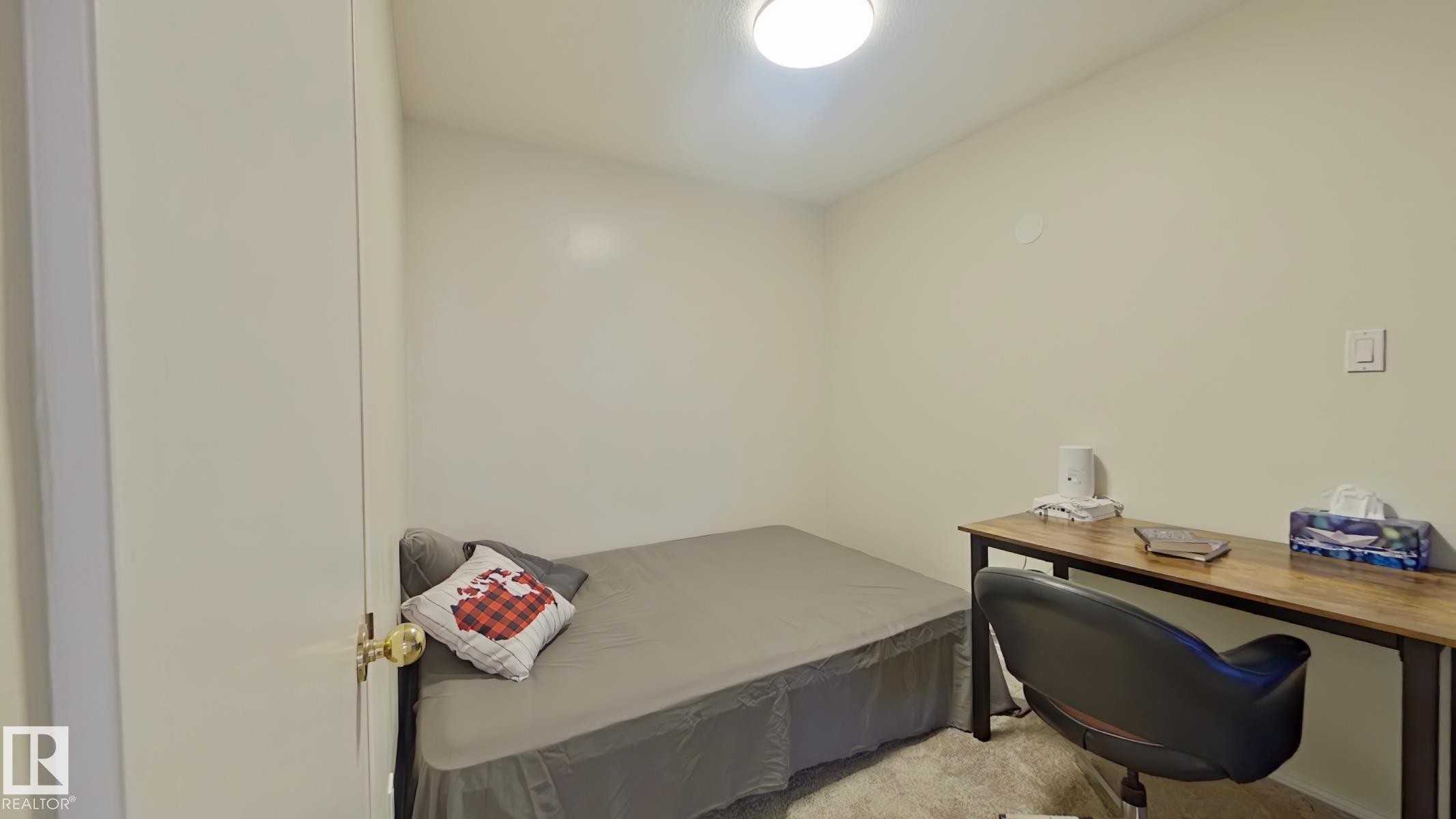 101 11455 41 Avenue Nw, Edmonton, AB - Indoor Photo Showing Other Room