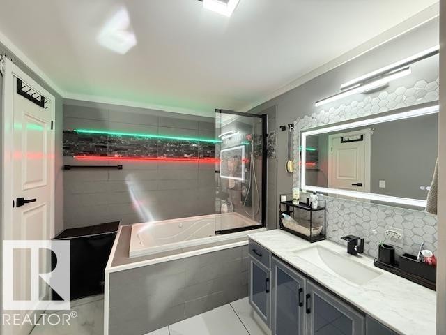 25 Ridgeway Drive, Edmonton, AB - Indoor