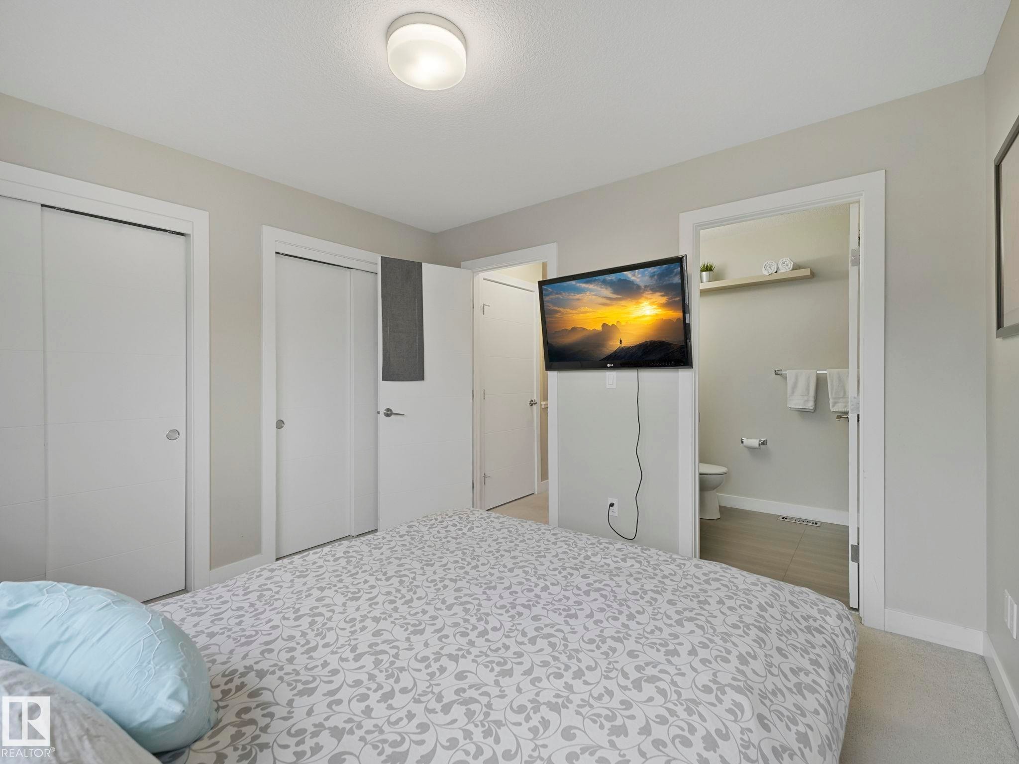 124 2560 Pegasus Boulevard, Edmonton, AB - Indoor Photo Showing Bedroom