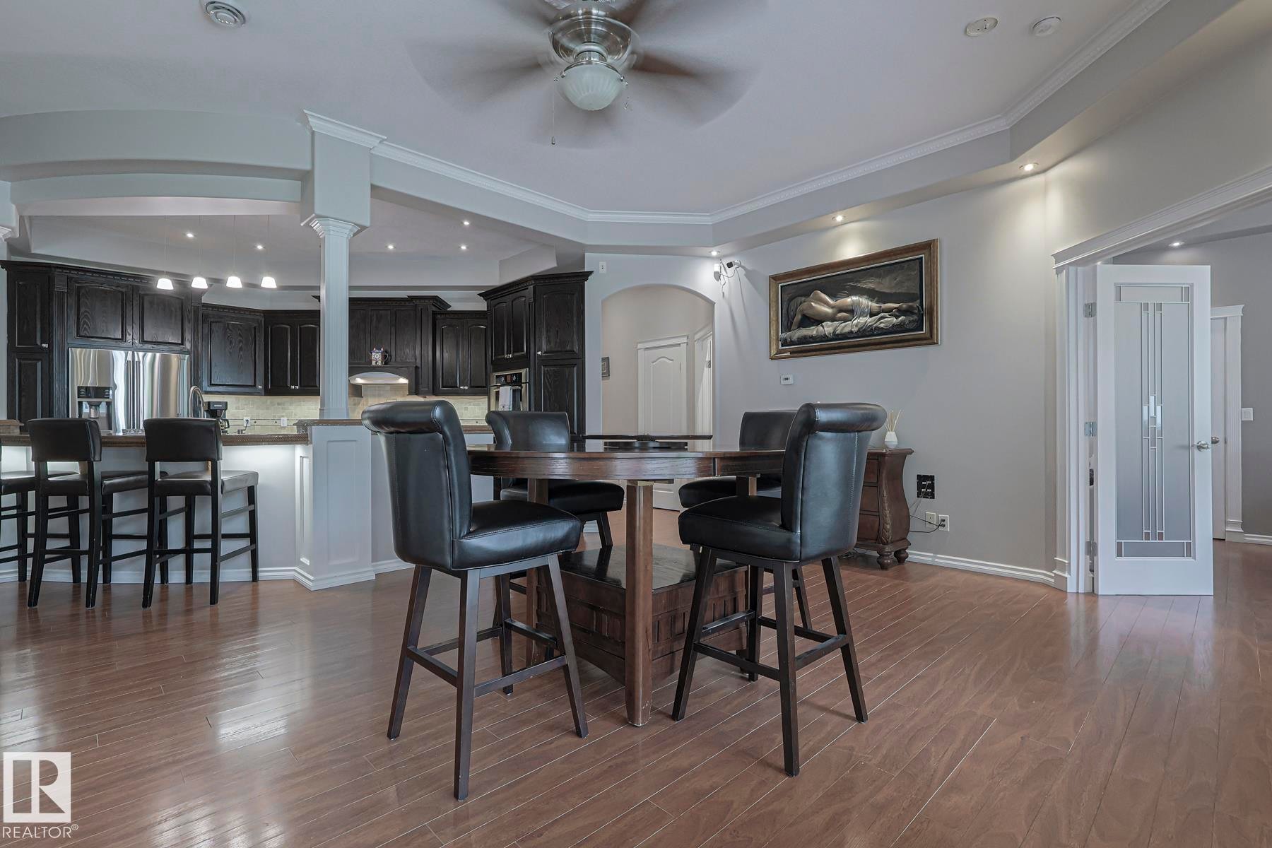 4 Third Avenue, Entwistle, AB - Indoor Photo Showing Dining Room