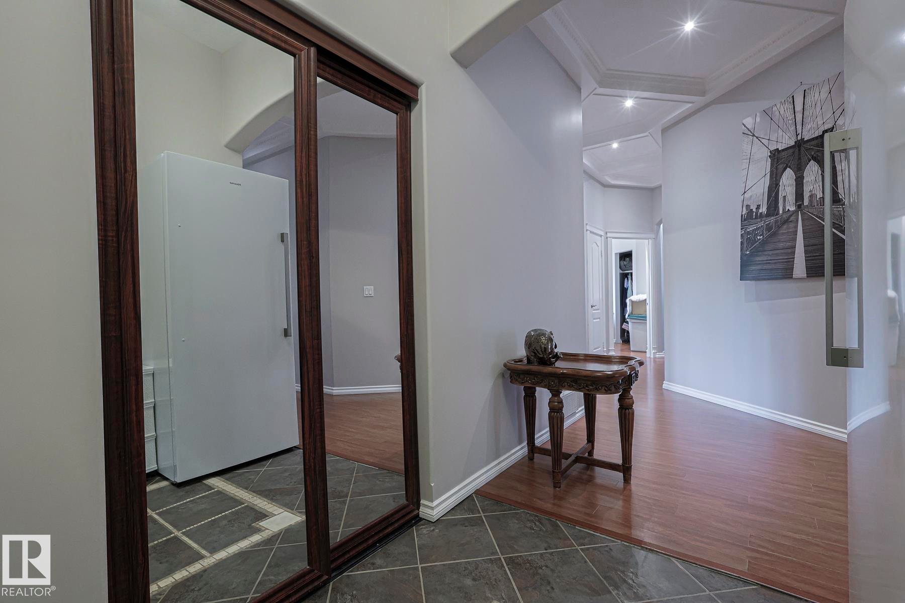 4 Third Avenue, Entwistle, AB - Indoor Photo Showing Other Room